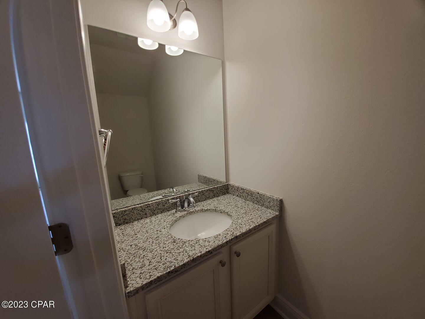 Hathaway Townhomes - Residential Lease