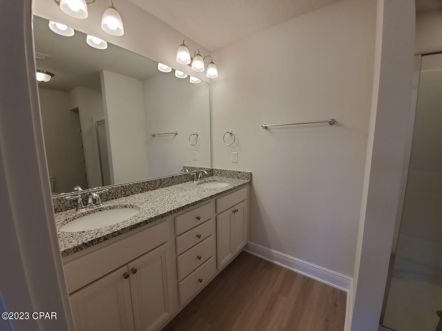 Hathaway Townhomes - Residential Lease