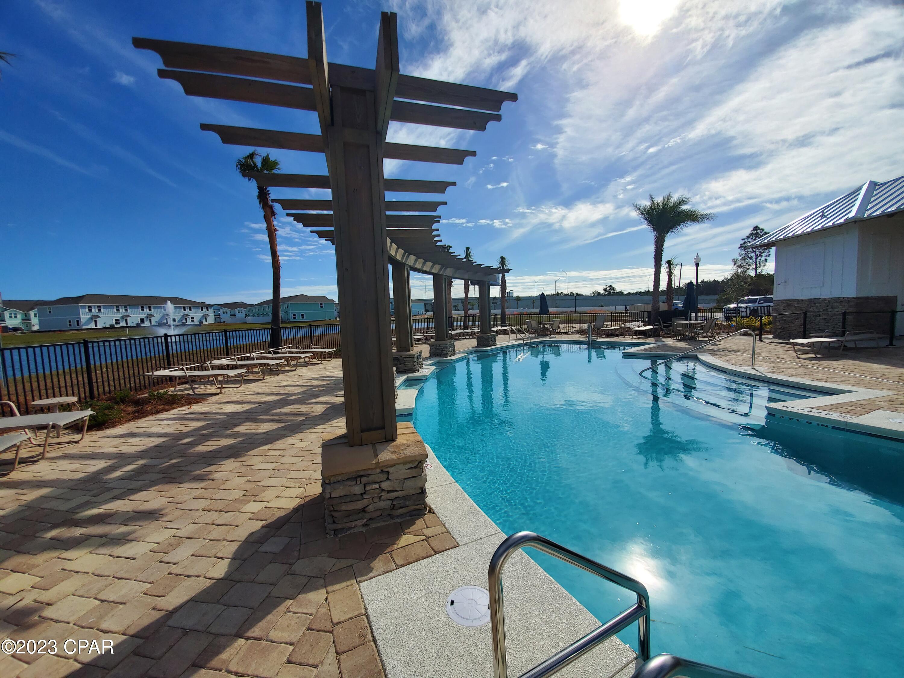 Hathaway Townhomes - Residential Lease