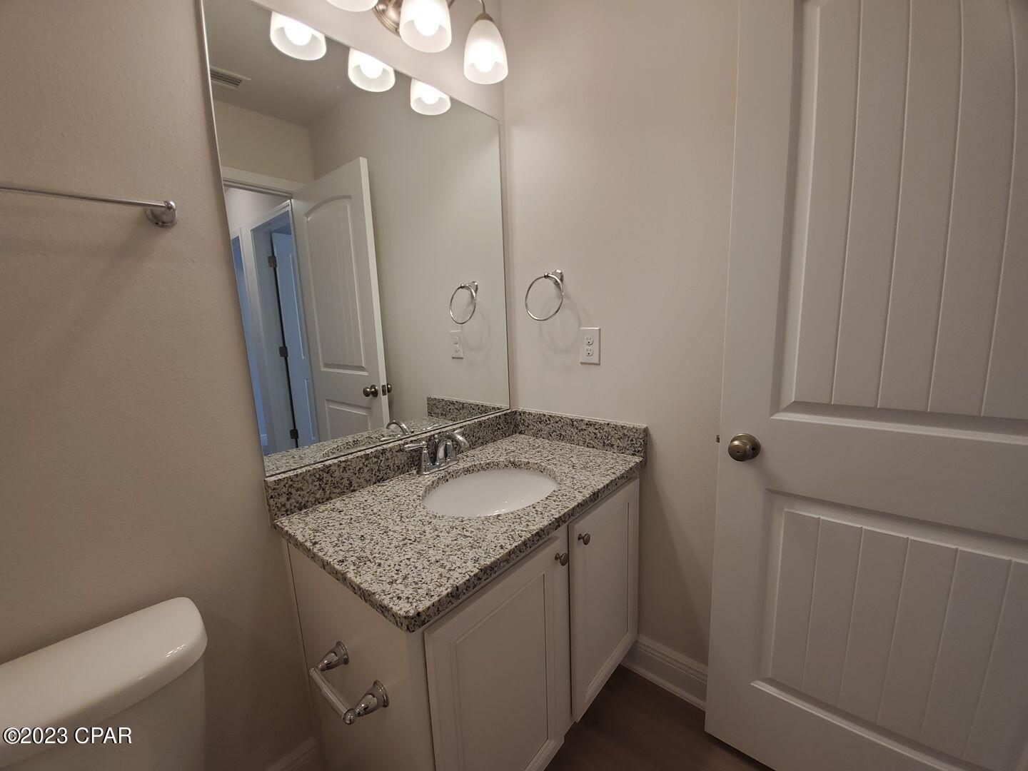 Hathaway Townhomes - Residential Lease