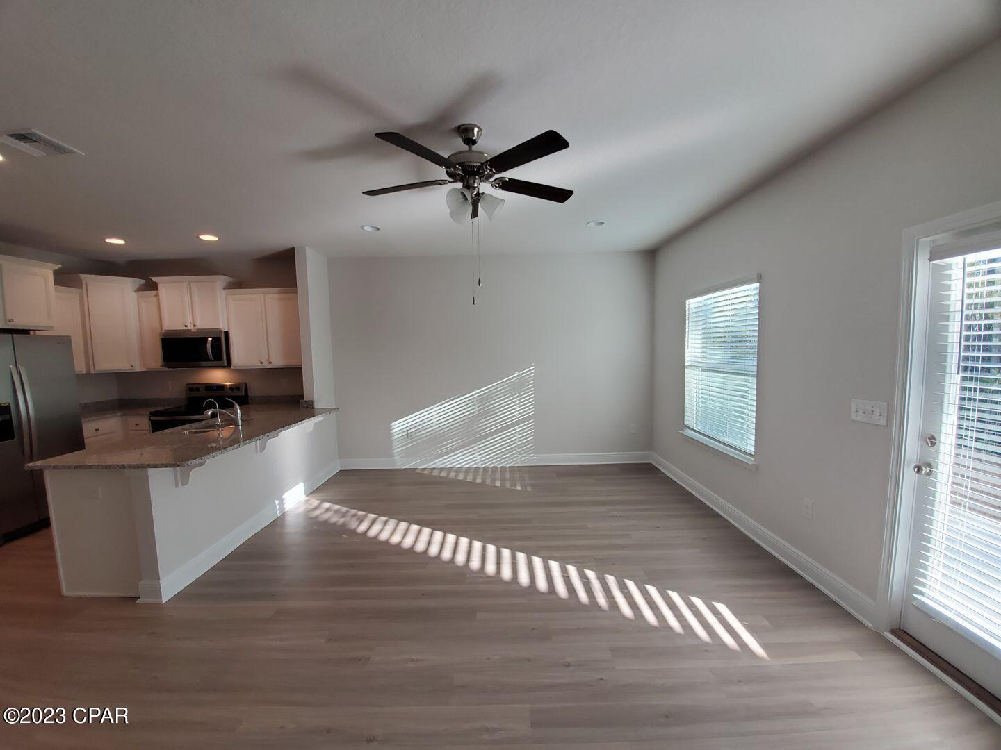 Hathaway Townhomes - Residential Lease