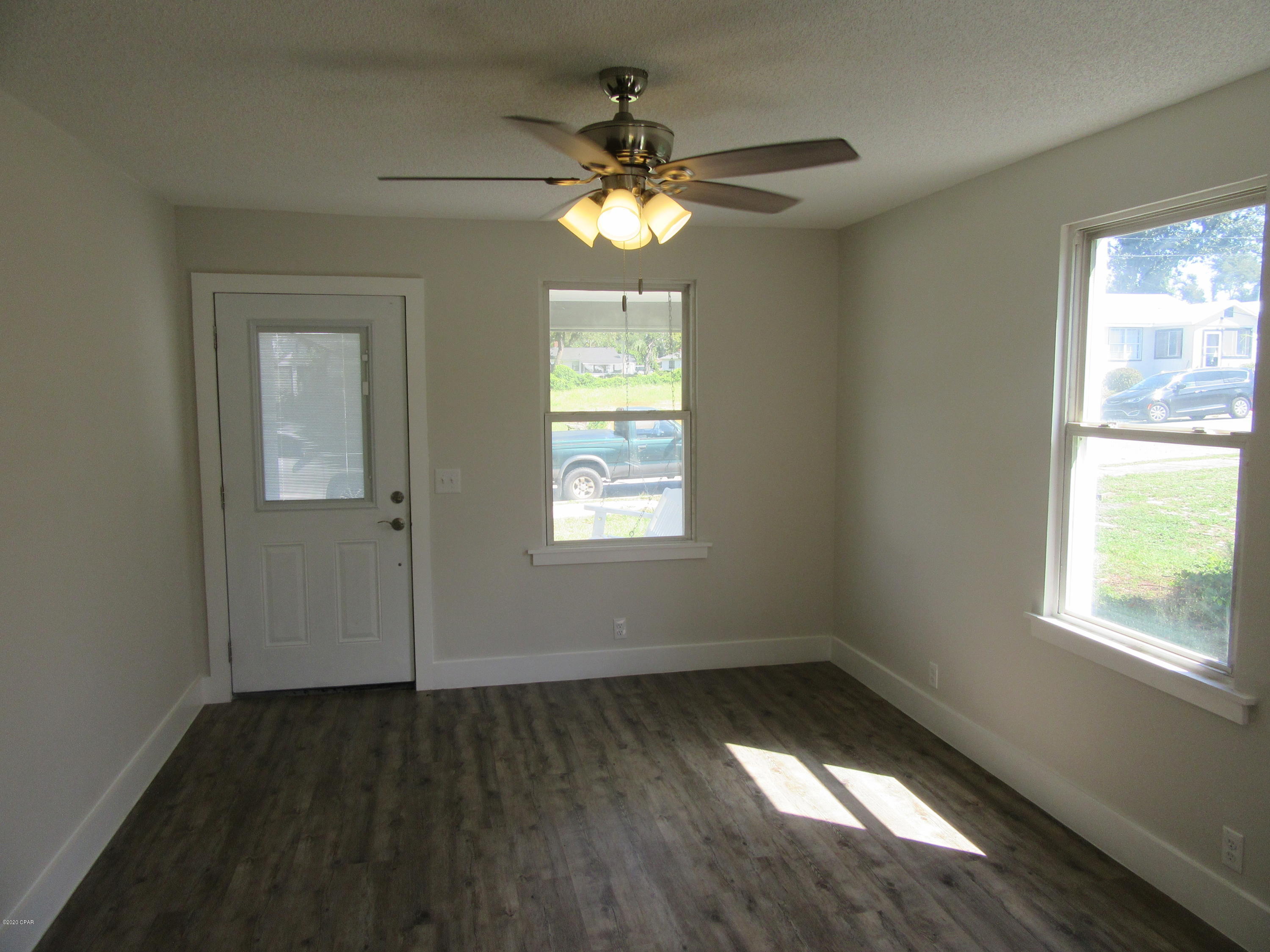 [No Recorded Subdiv] - Residential Lease