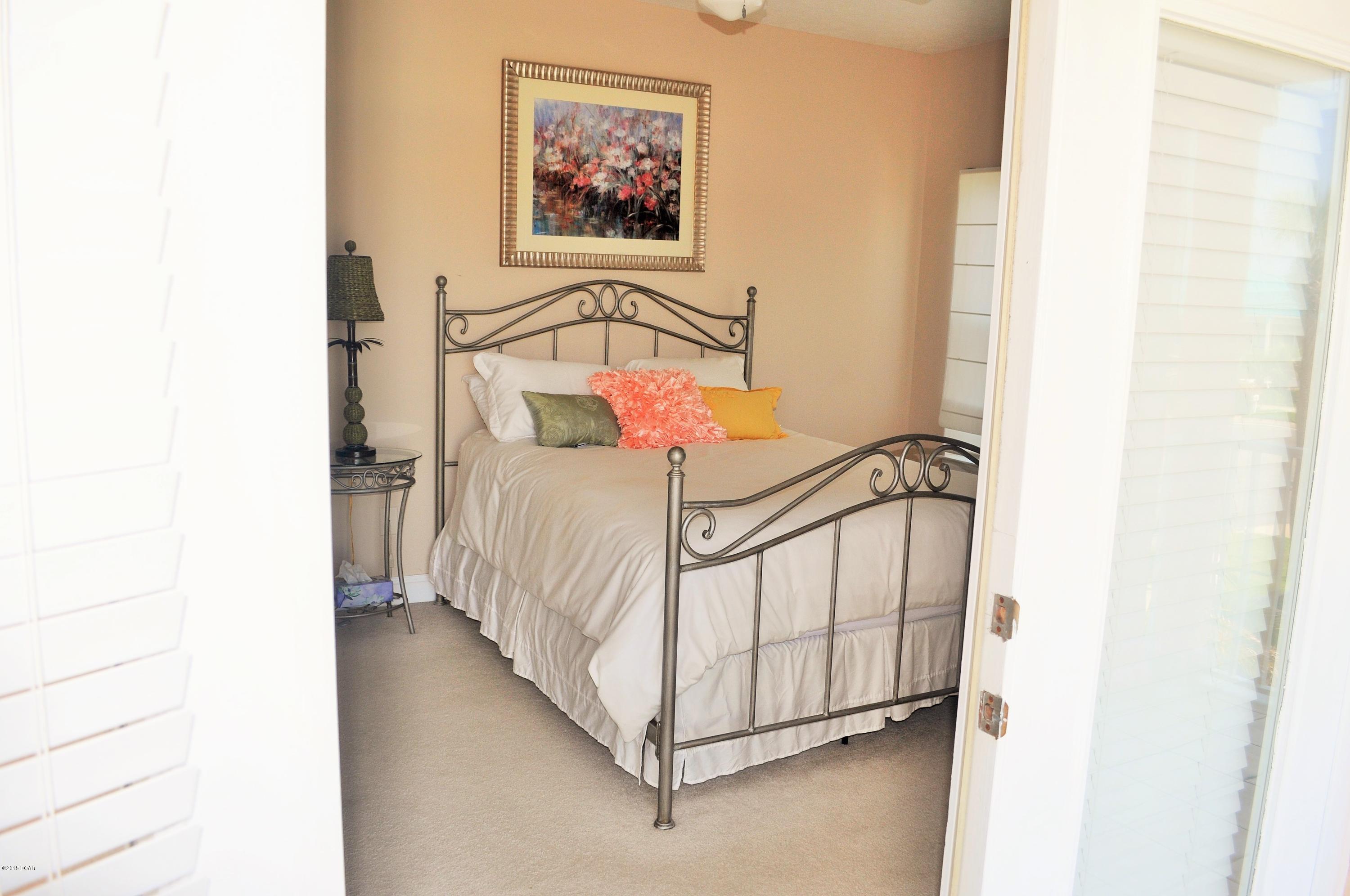 Jamaican Lake Condos - Residential