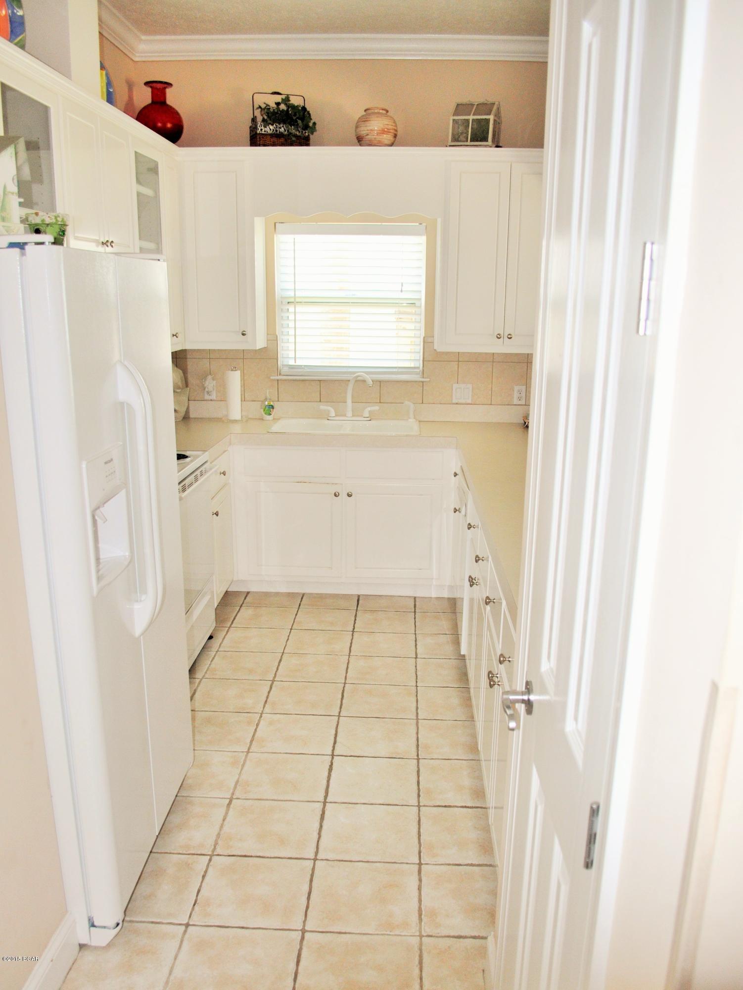 Jamaican Lake Condos - Residential