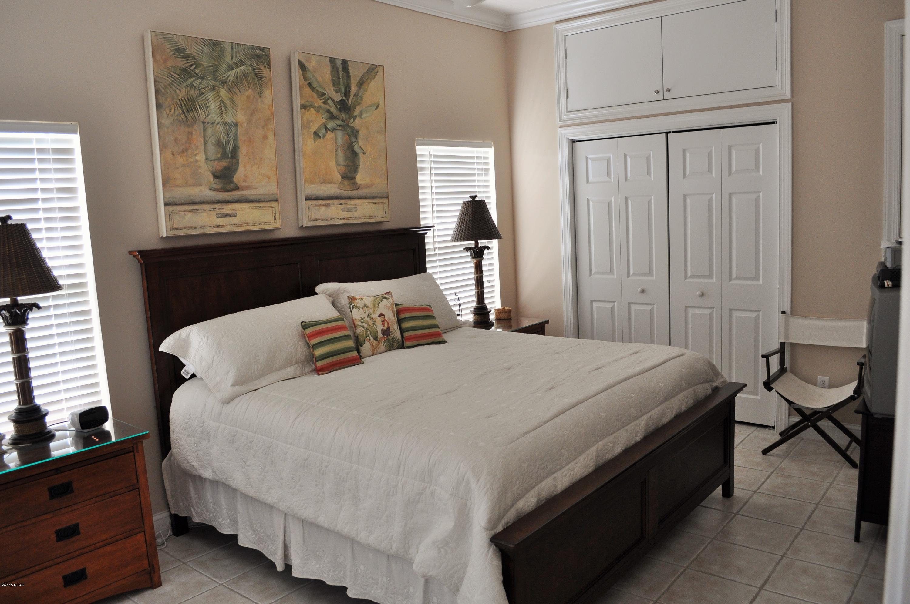 Jamaican Lake Condos - Residential