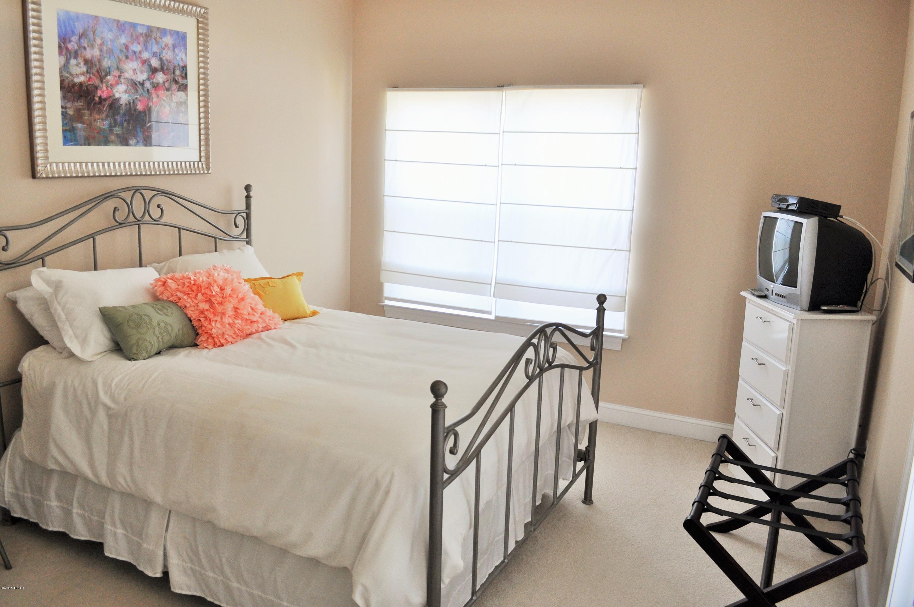 Jamaican Lake Condos - Residential