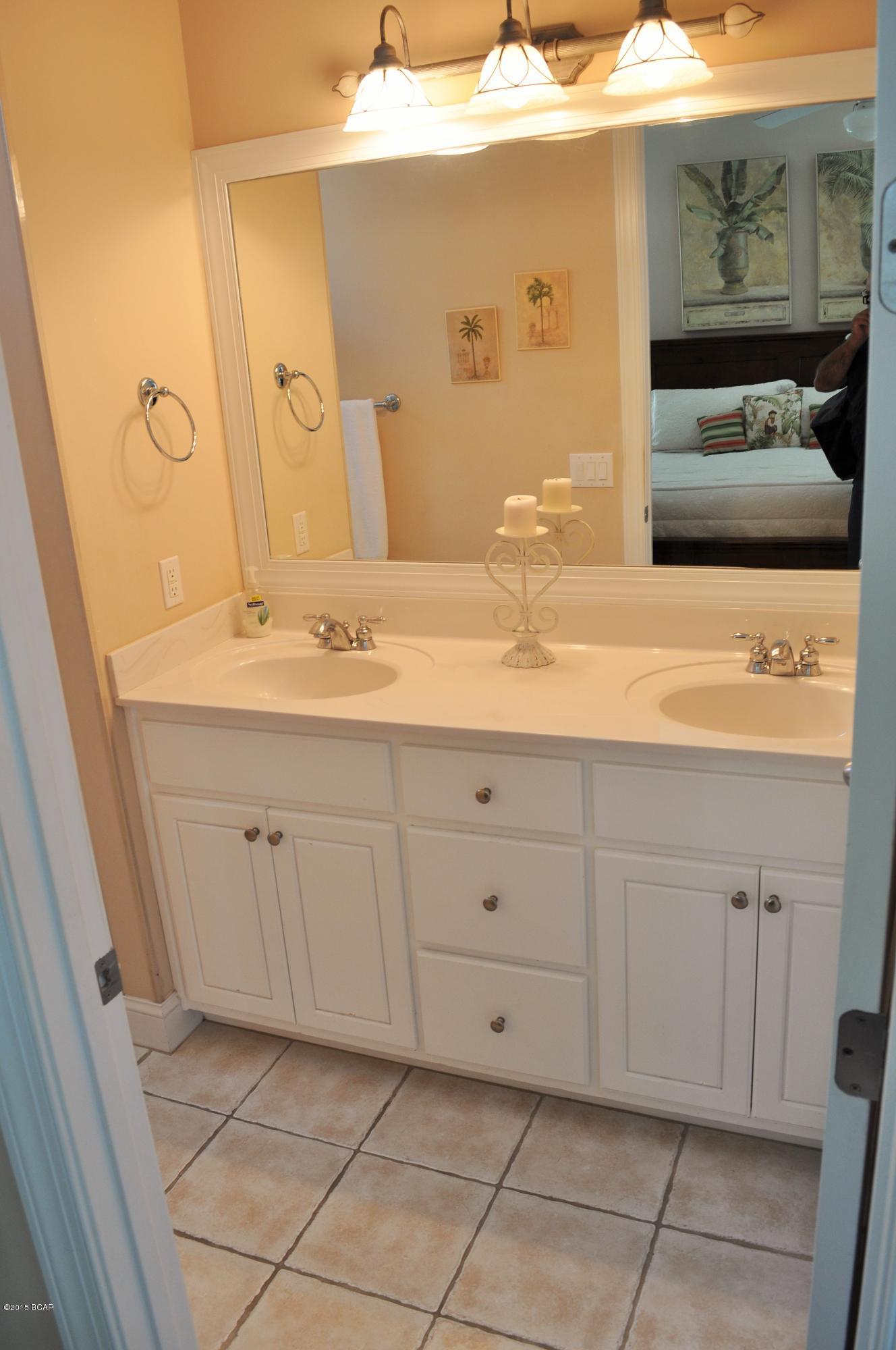 Jamaican Lake Condos - Residential