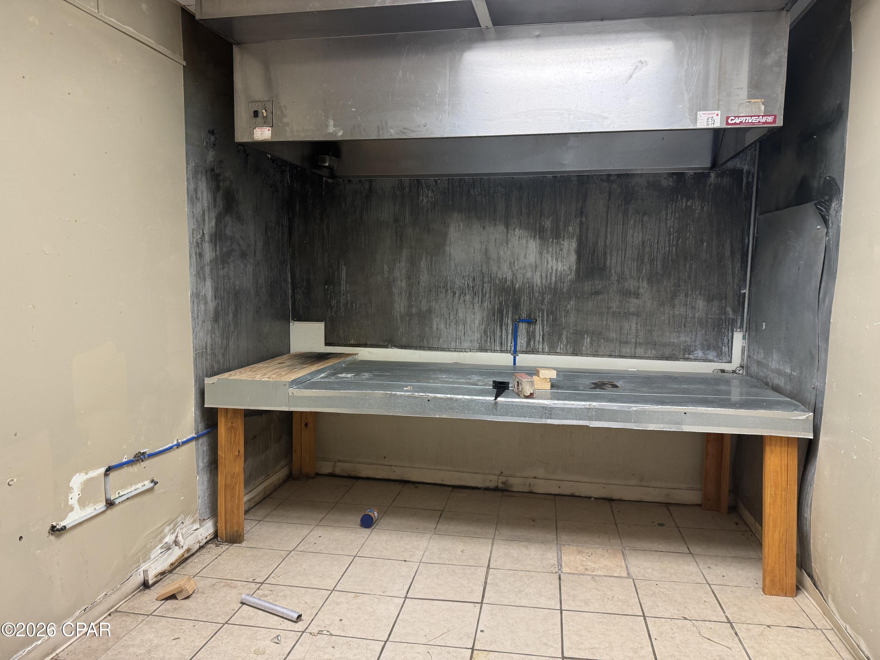 [No Recorded Subdiv] - Commercial Sale