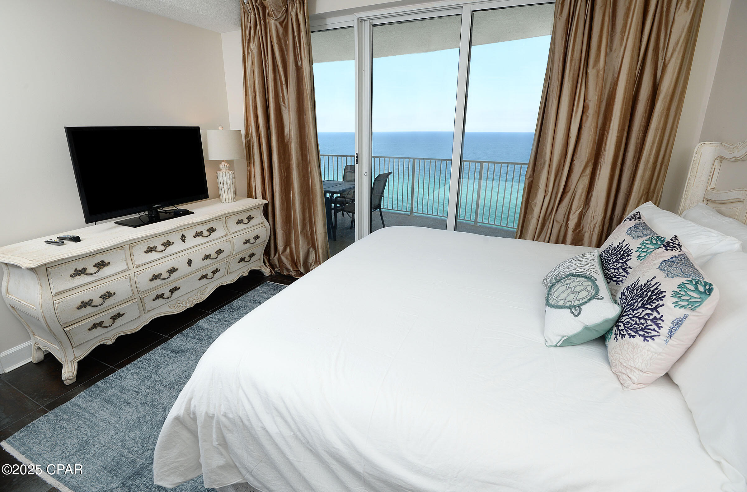 Emerald Isle - Residential