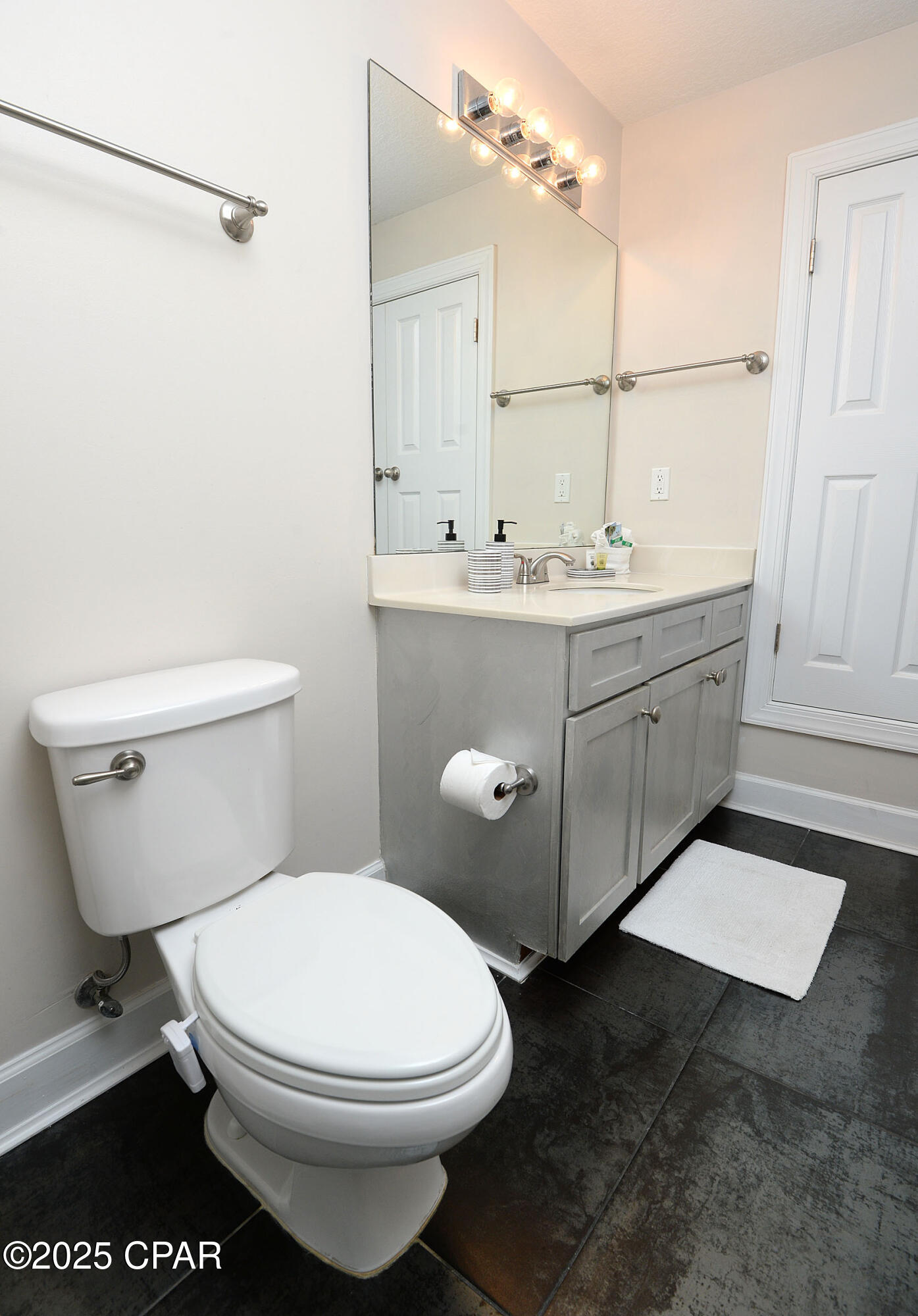 Emerald Isle - Residential