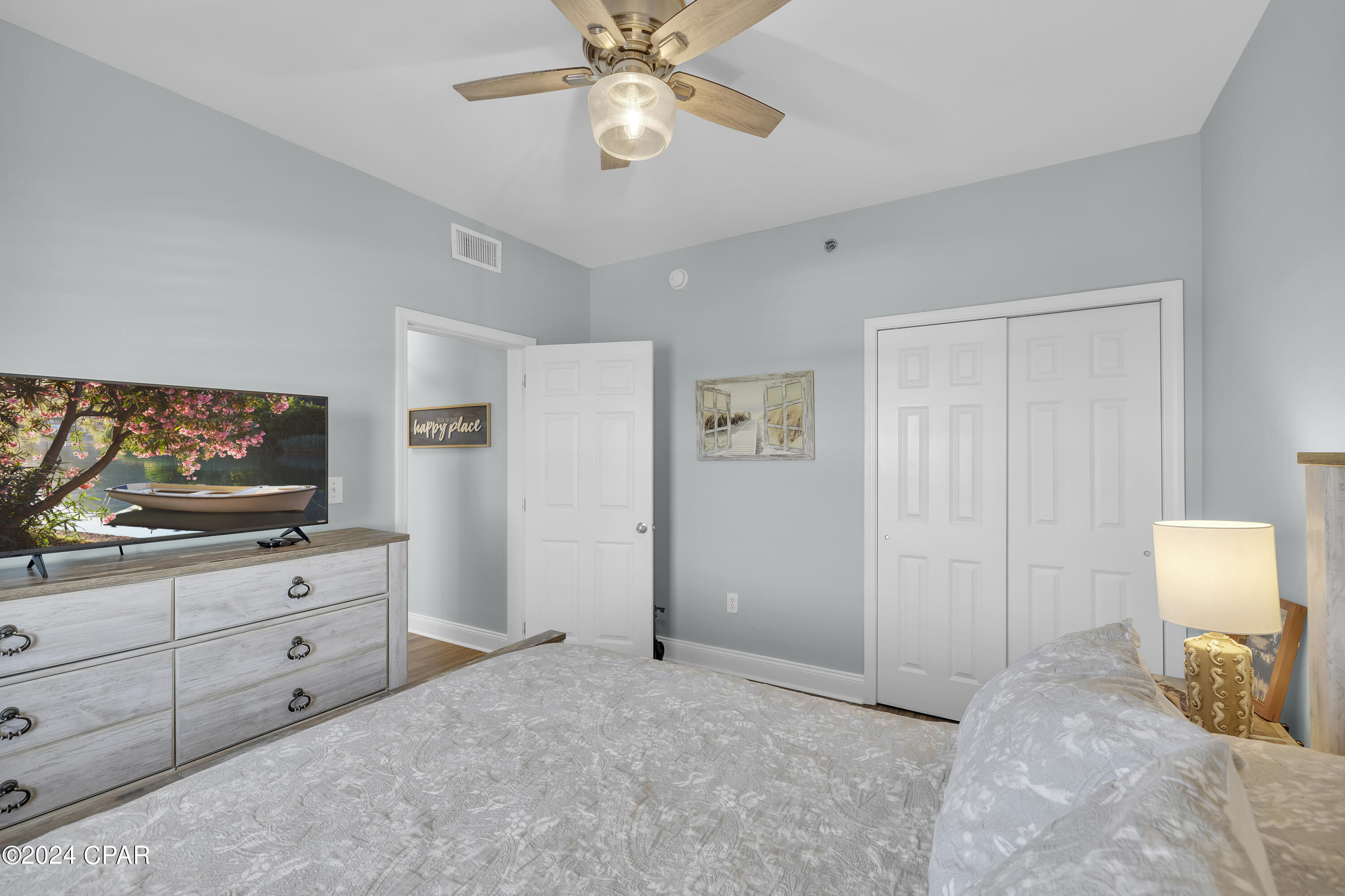 Laketown Wharf - Residential