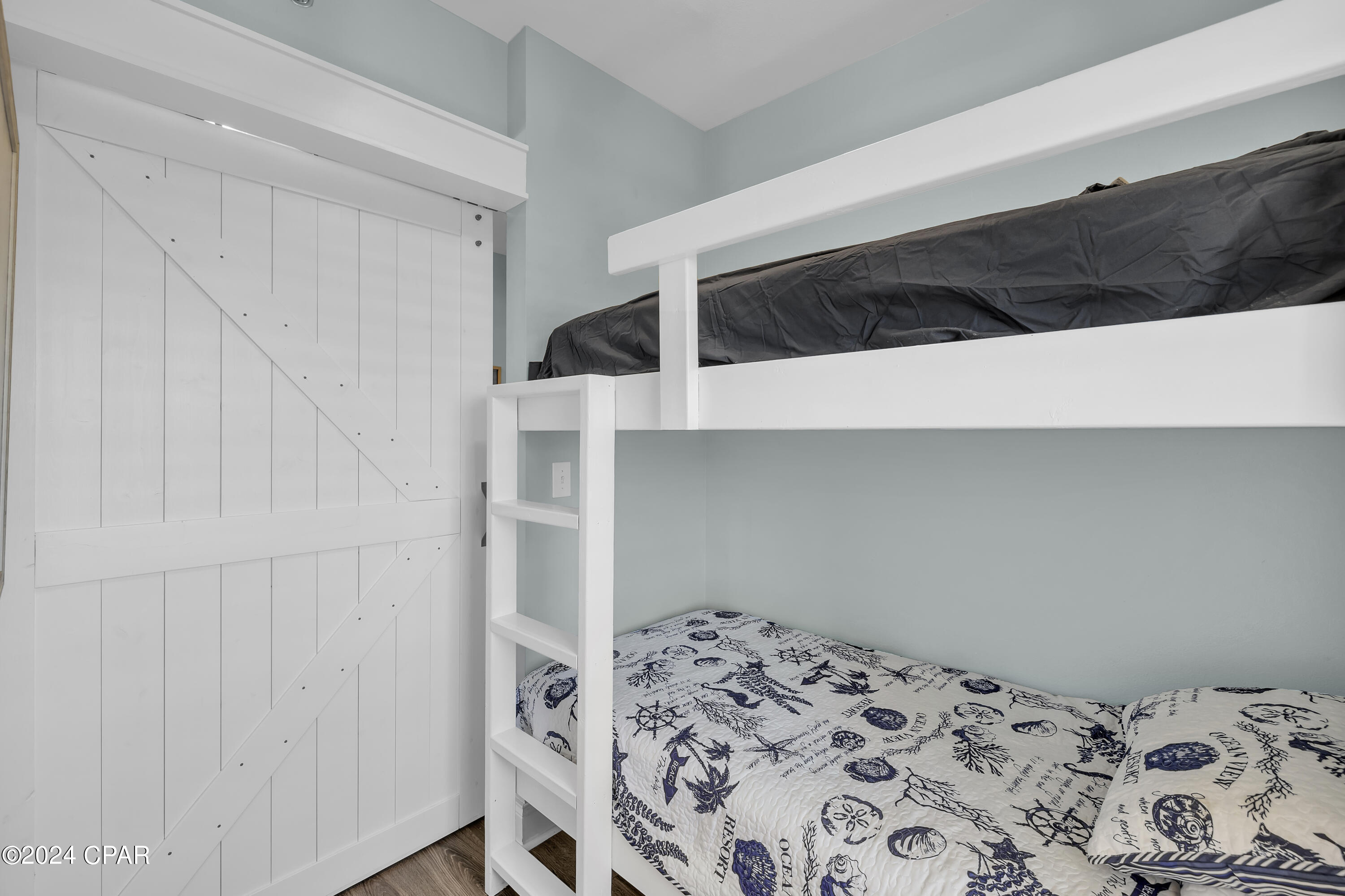 Laketown Wharf - Residential