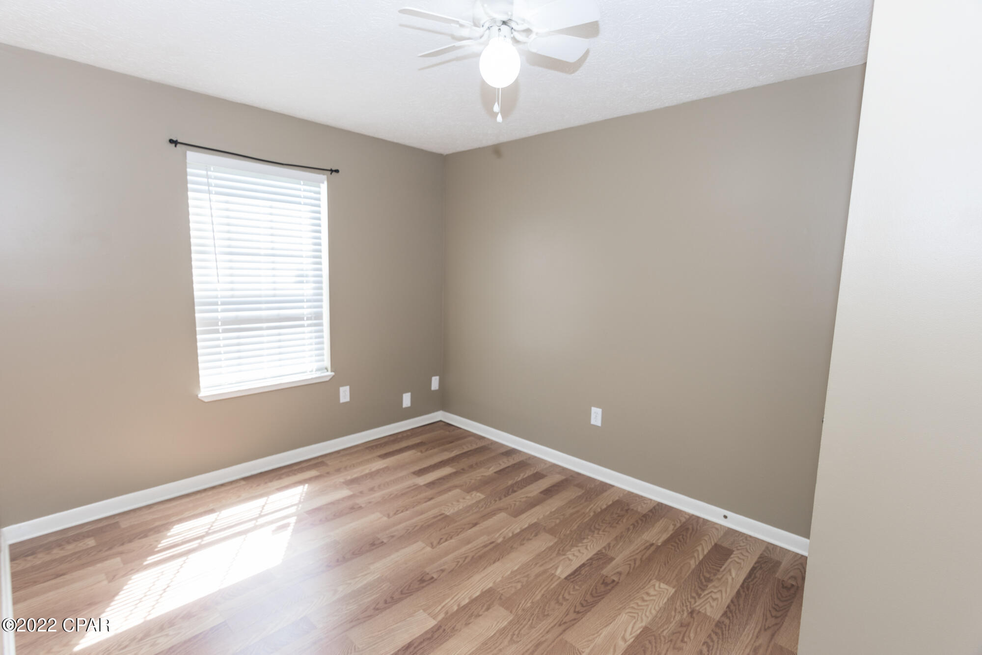 Shadow Bay Unt 3 & 4 - Residential