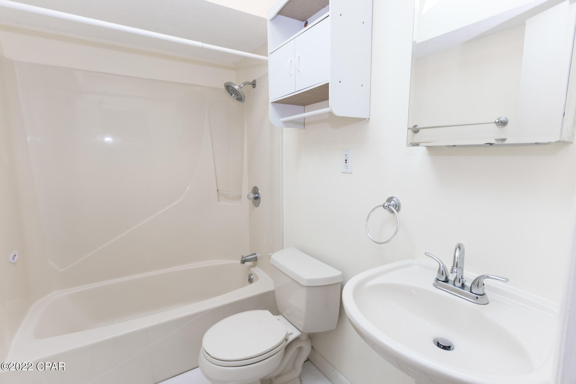 Shadow Bay Unt 3 & 4 - Residential