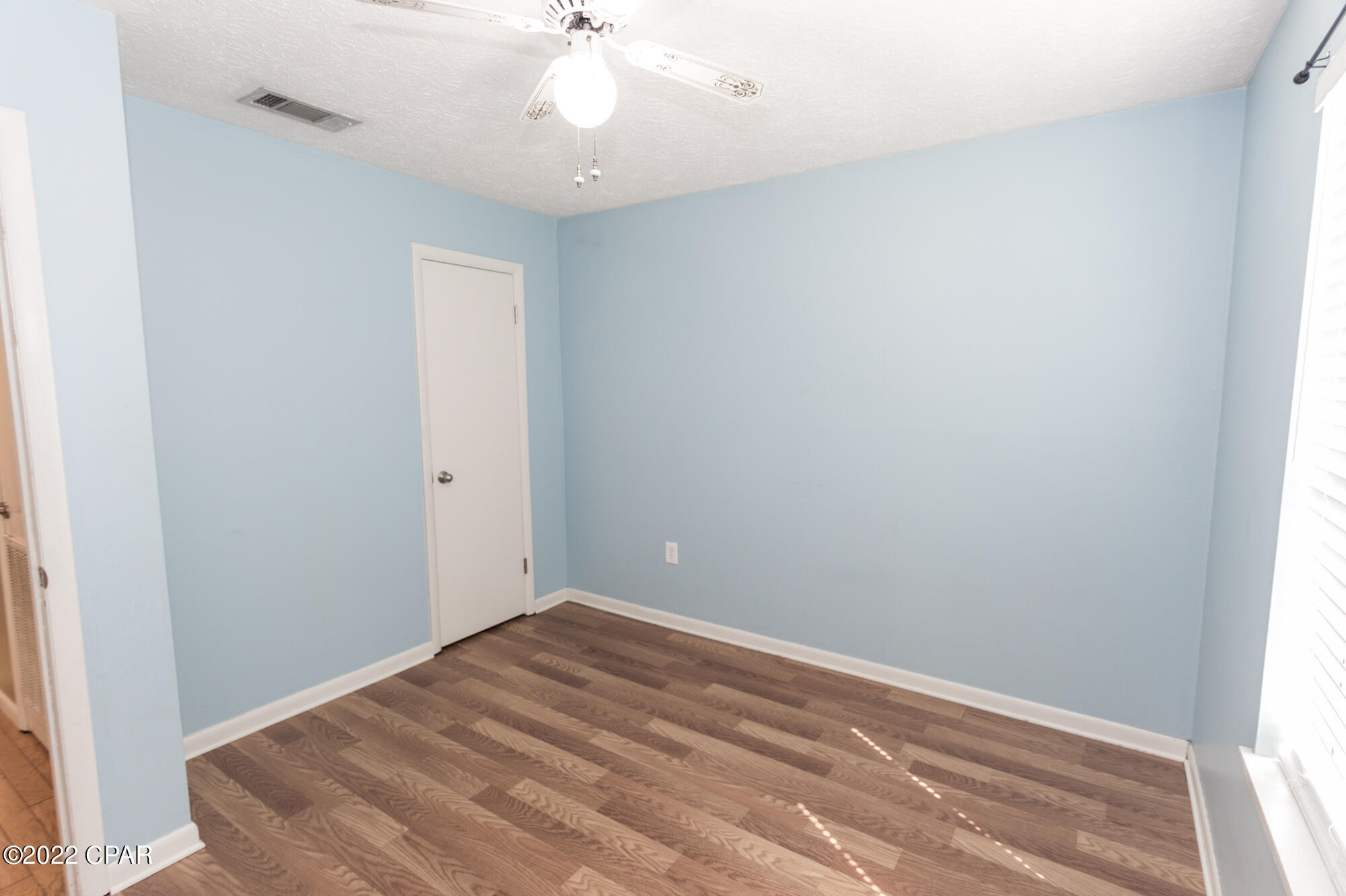 Shadow Bay Unt 3 & 4 - Residential