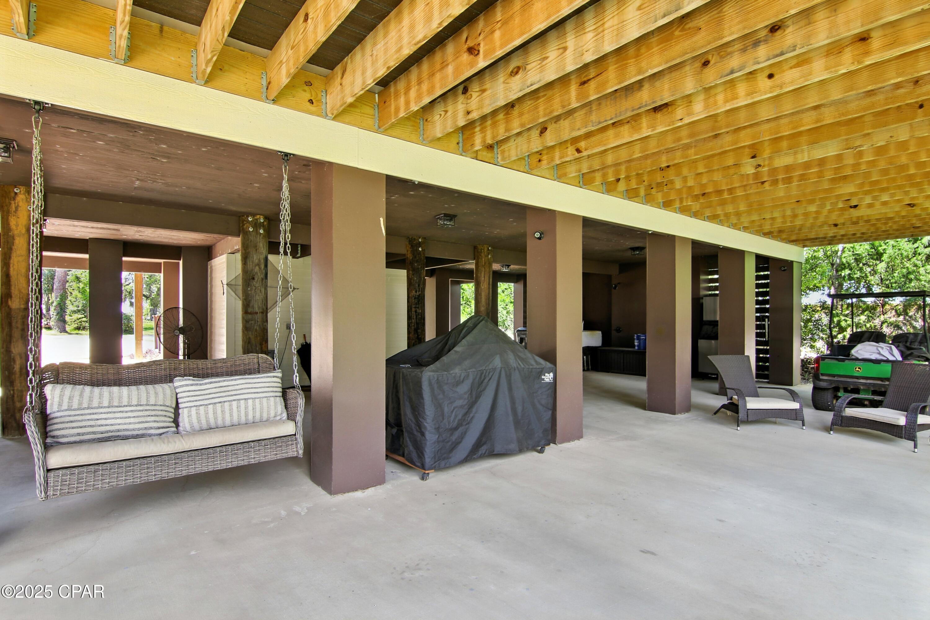 Twin Oaks 1st Add - Residential