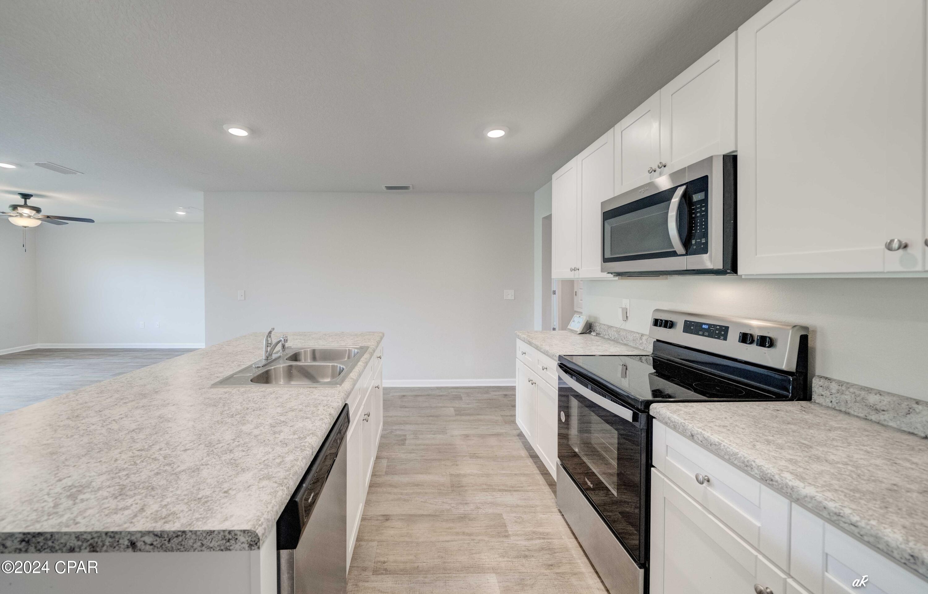 [No Recorded Subdiv] - Residential Lease