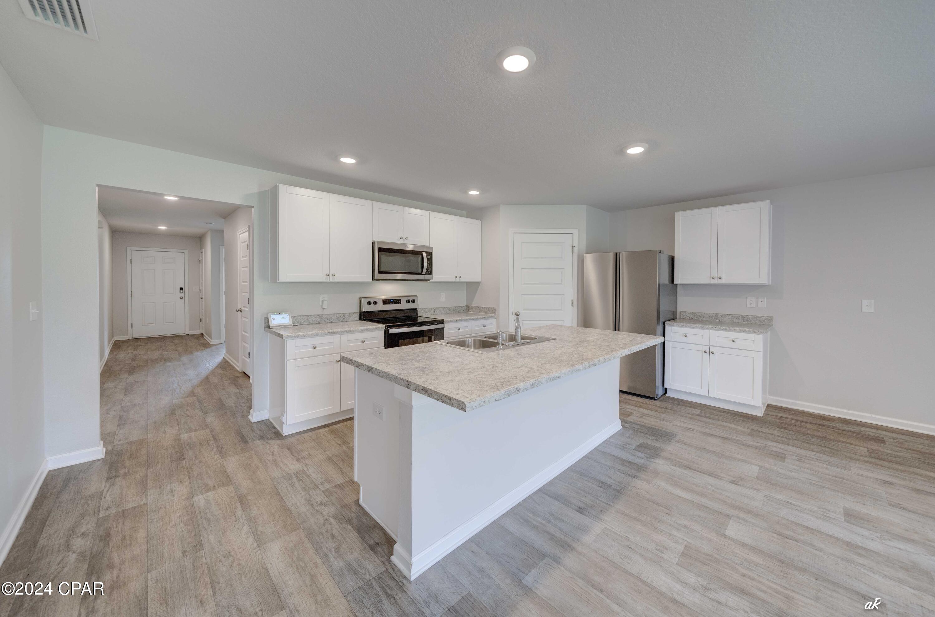 [No Recorded Subdiv] - Residential Lease