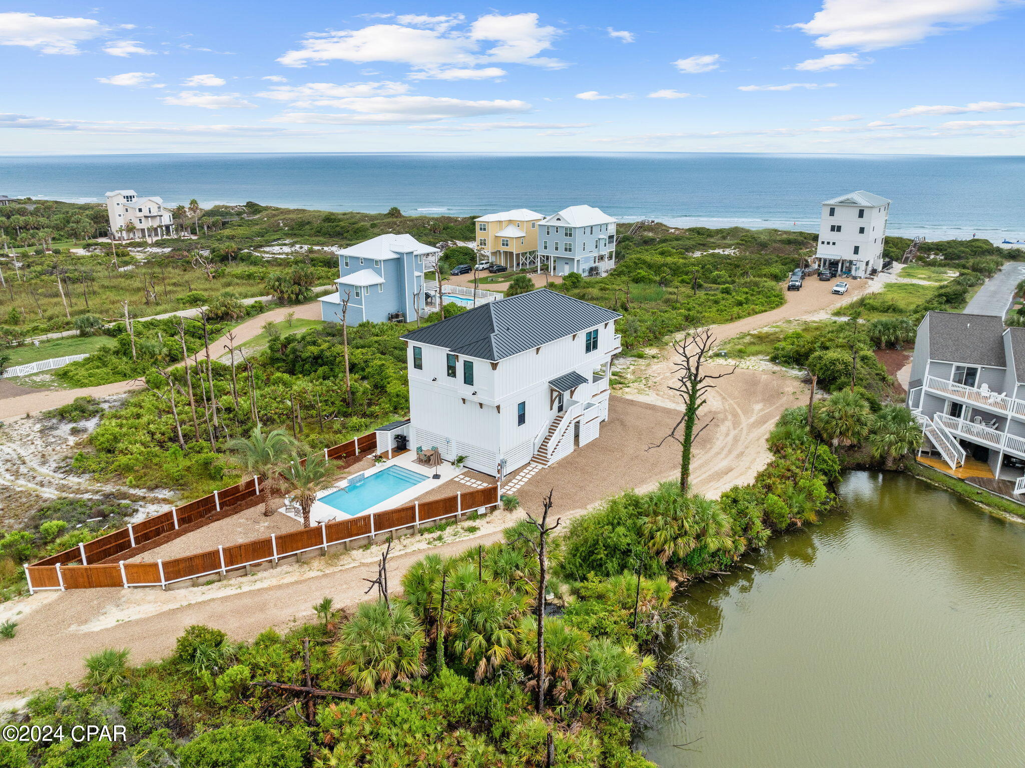 [No Recorded Subdiv] - Residential