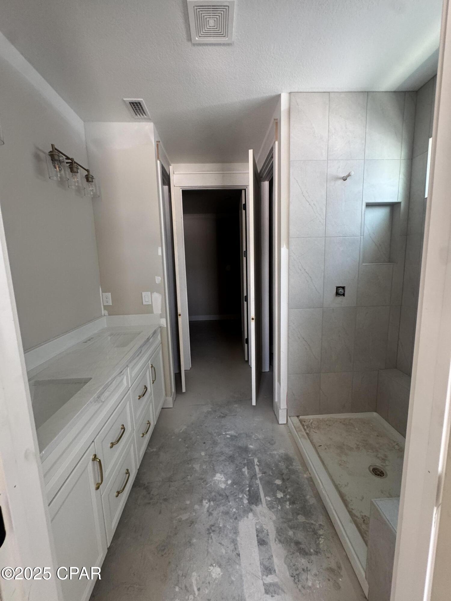 Breakfast Point East - Residential