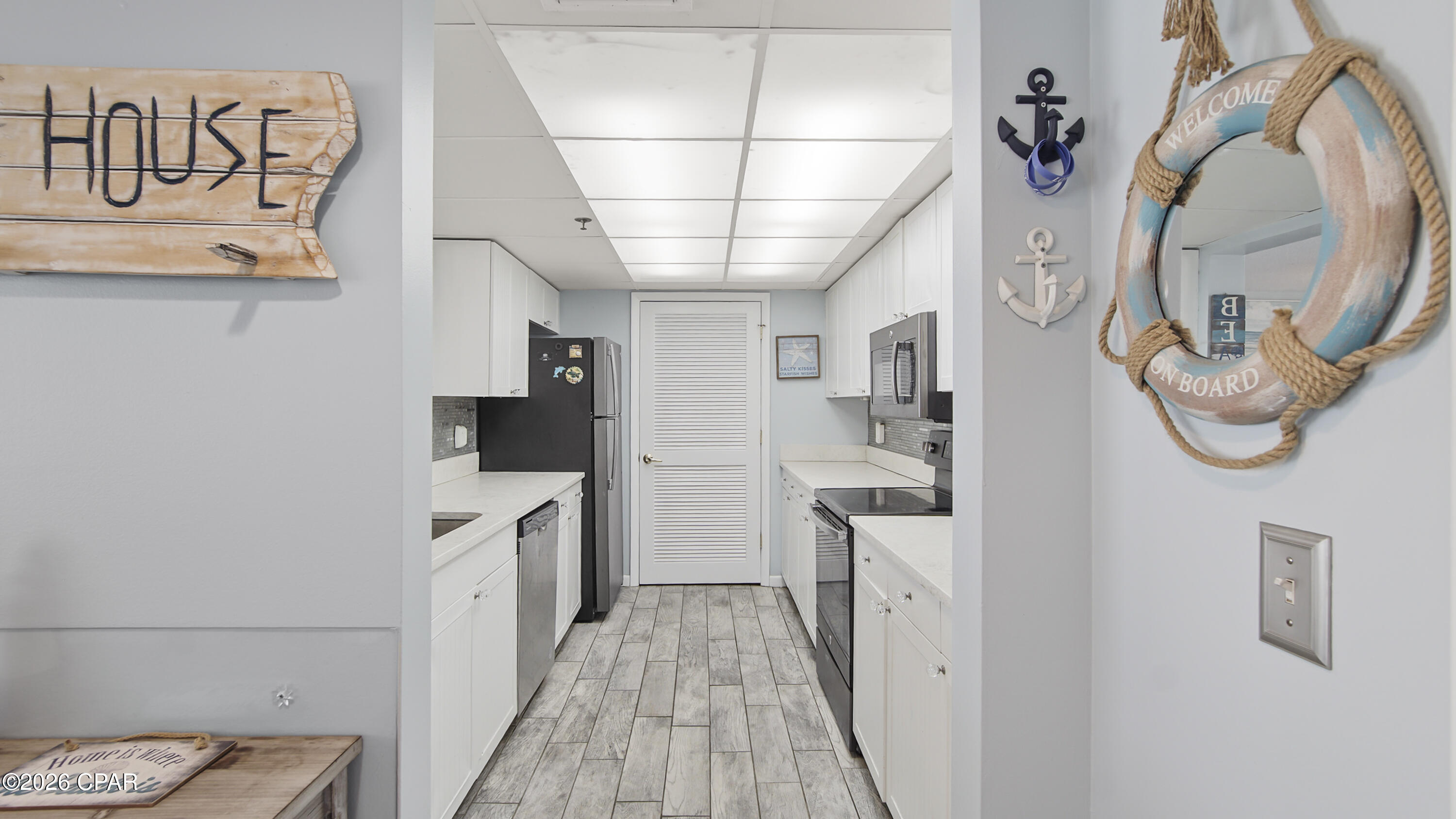 Long Beach Towers III - Residential