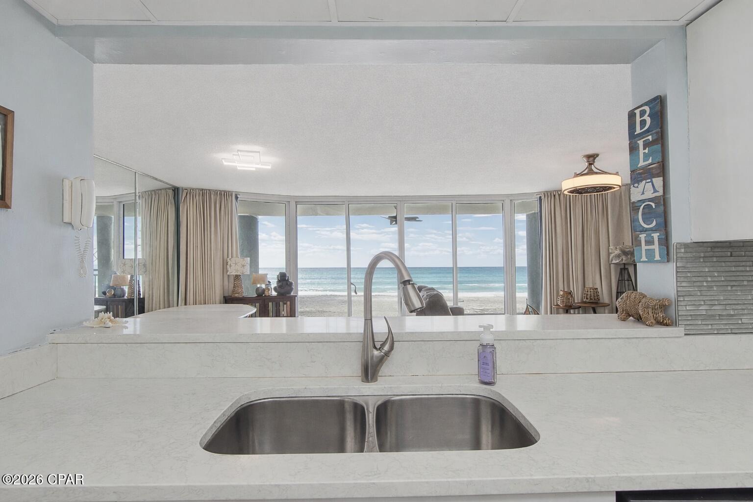 Long Beach Towers III - Residential