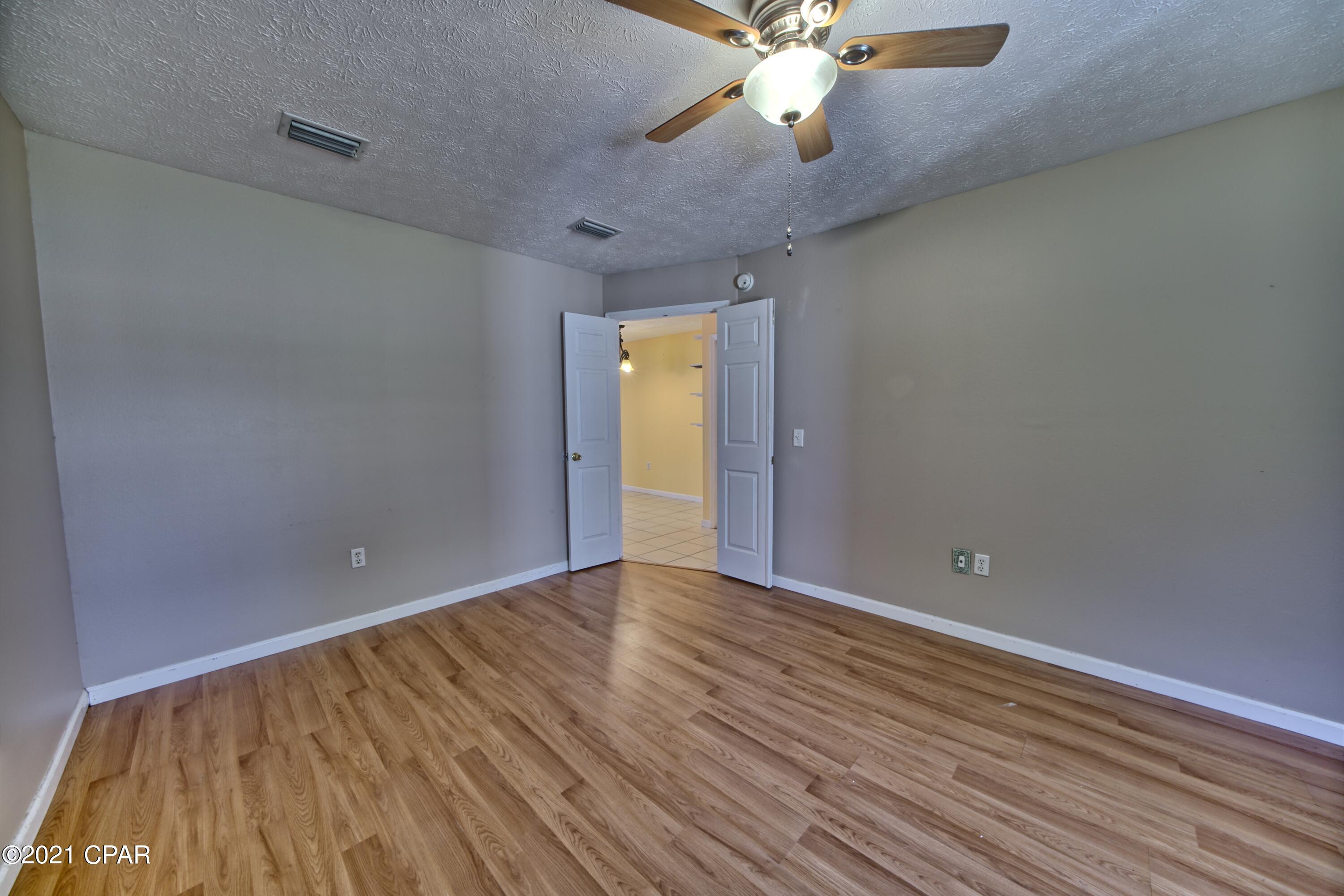 Summer Lace - Residential