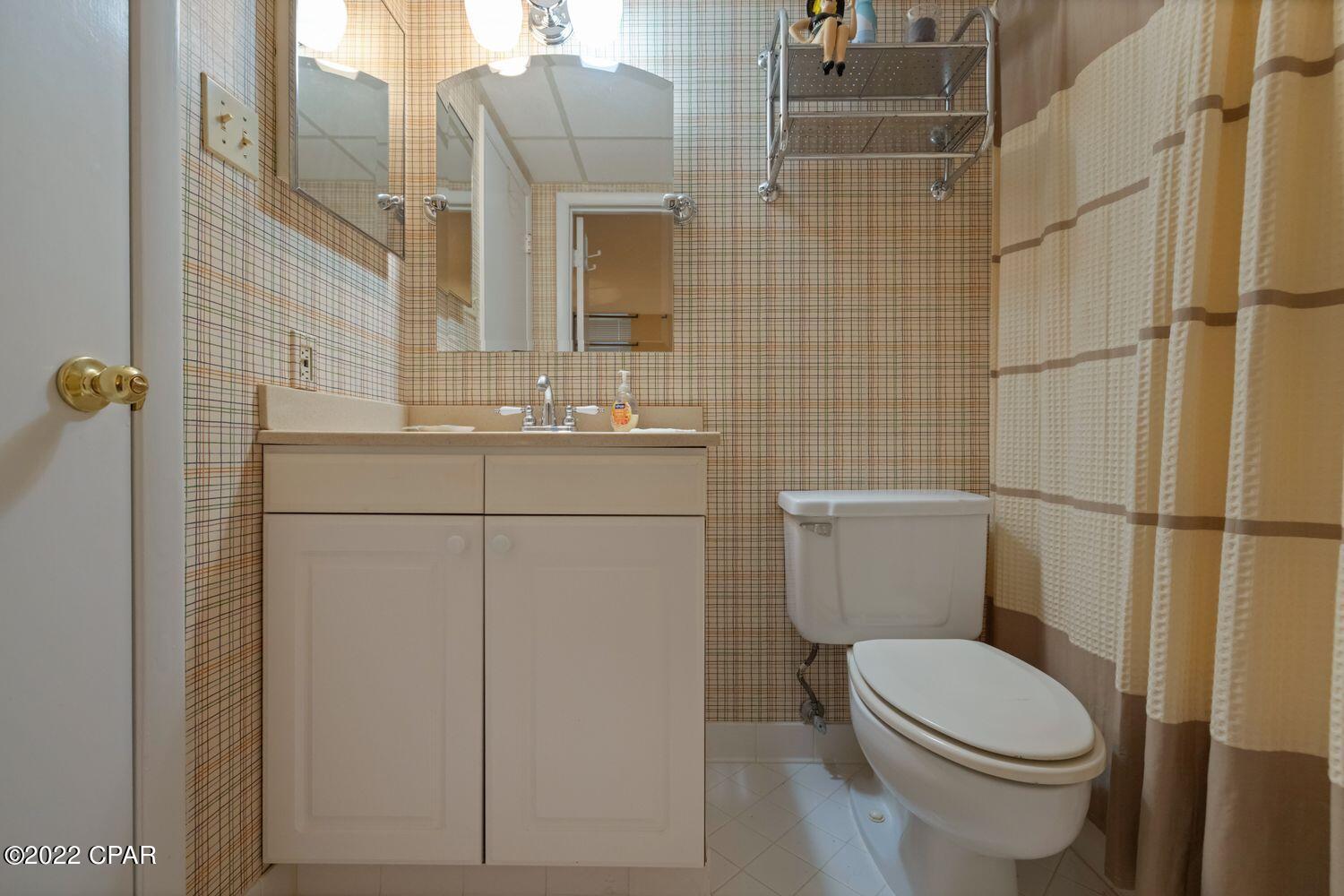 Leeward/Windward Condo - Residential