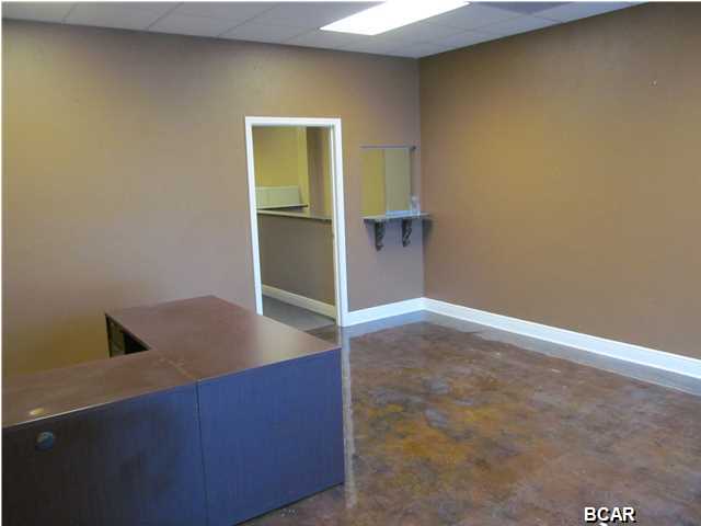 No Named Subdivision - Commercial Lease