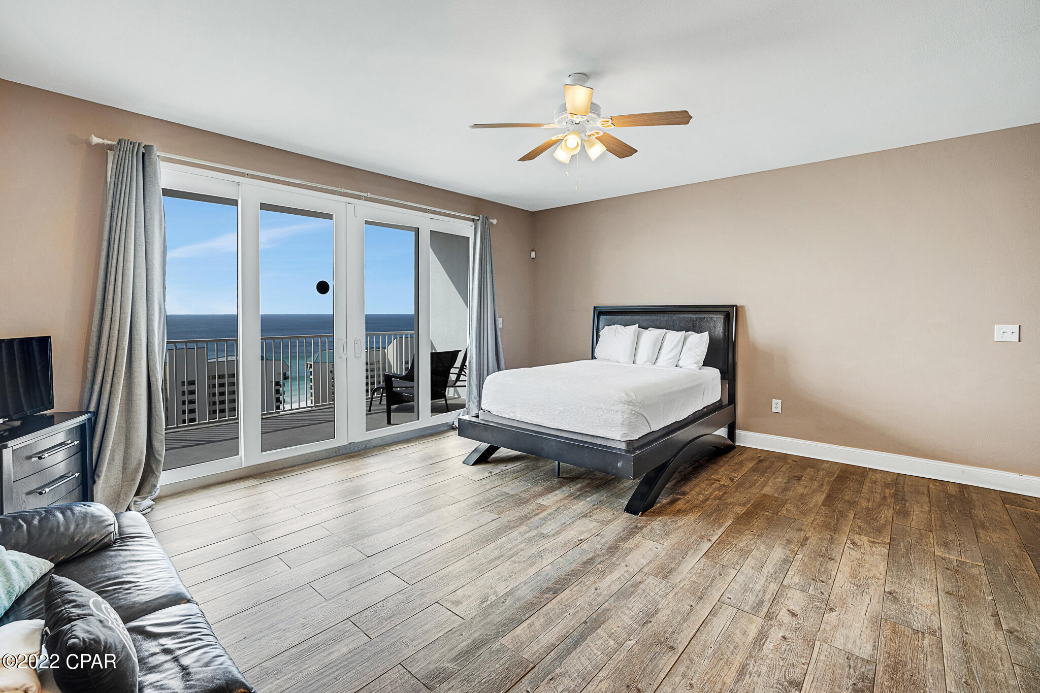 Laketown Wharf - Residential