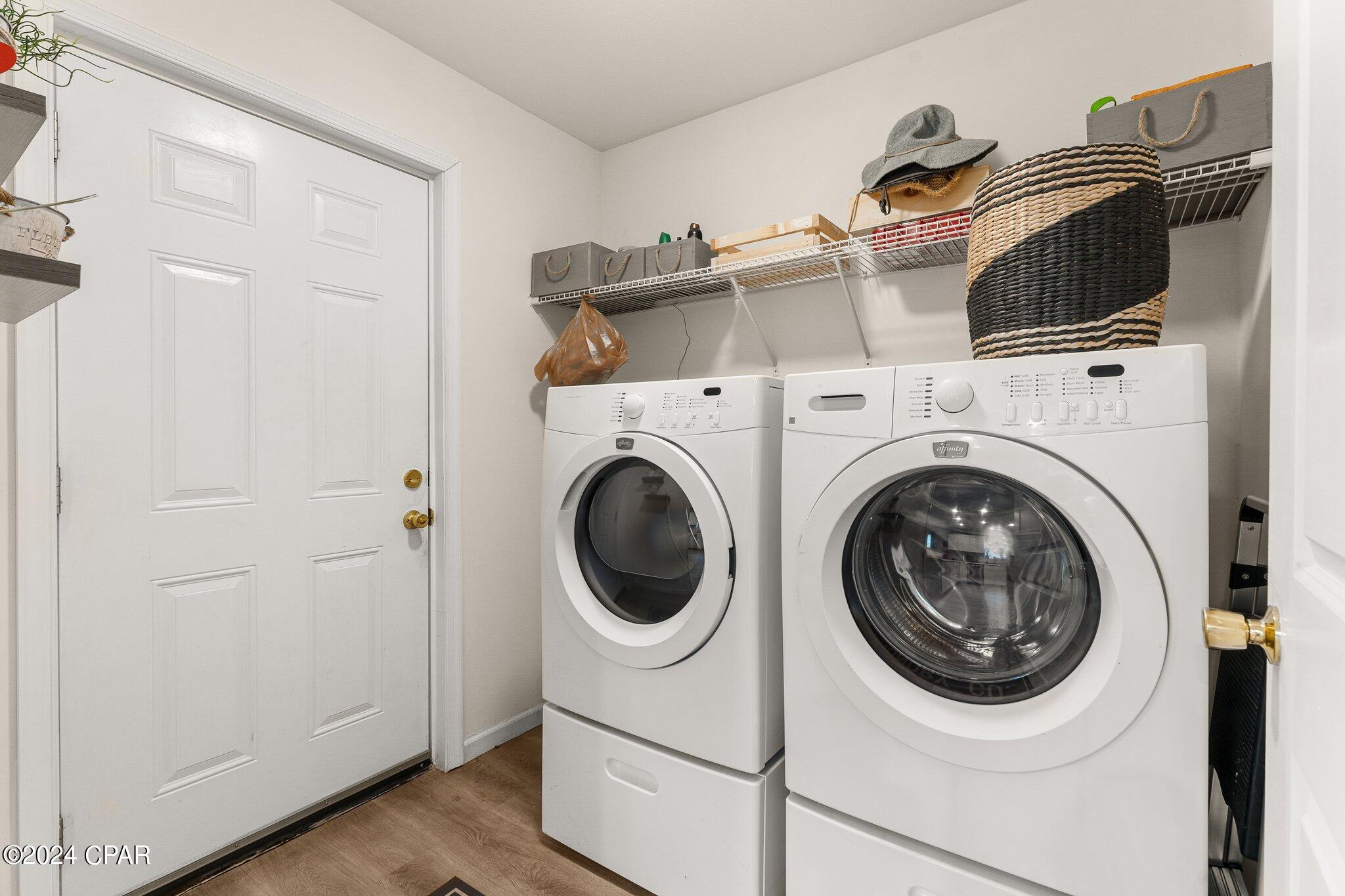 Osprey Pointe at Powell - Residential