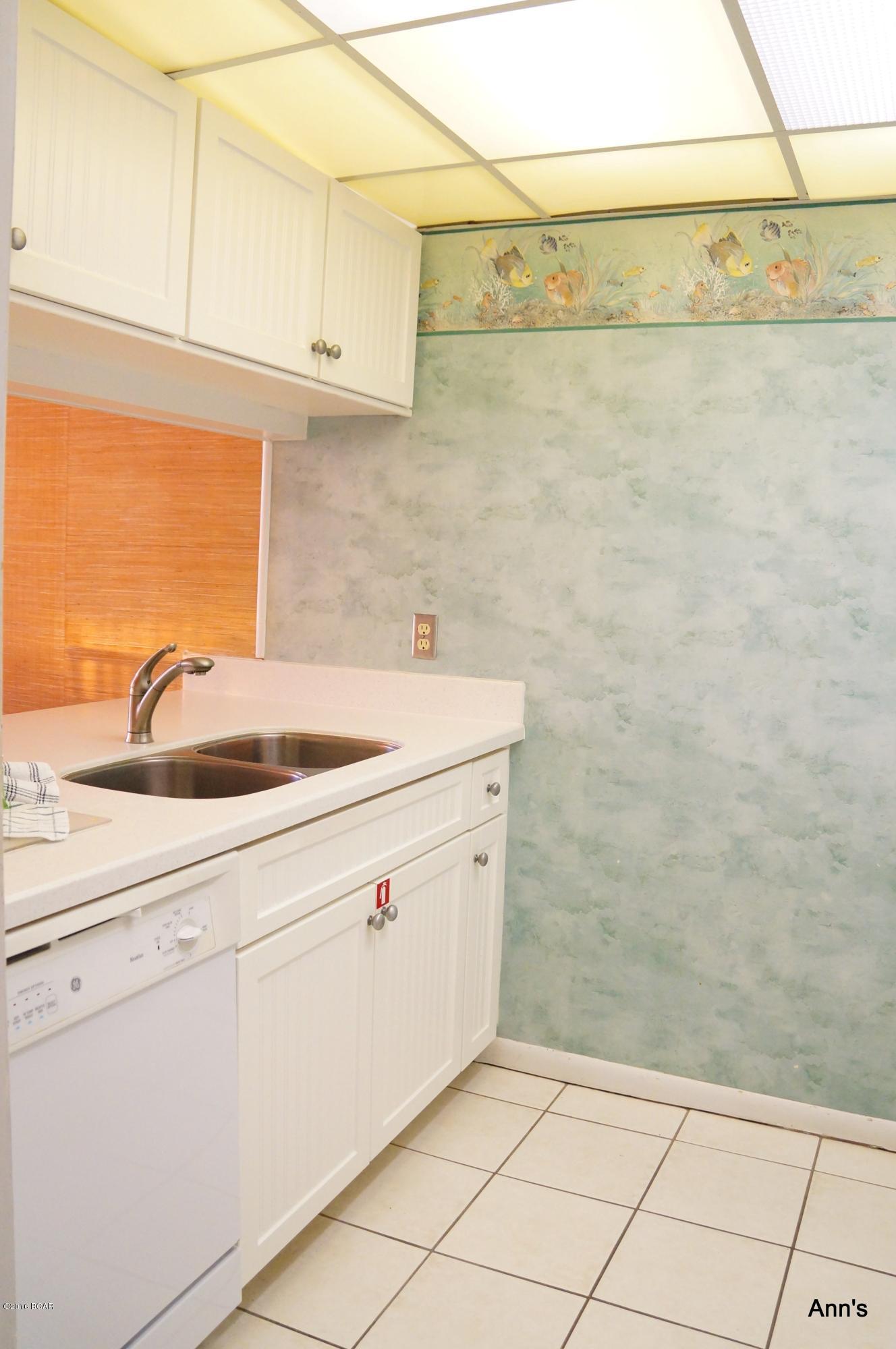 Leeward/Windward Condo - Residential