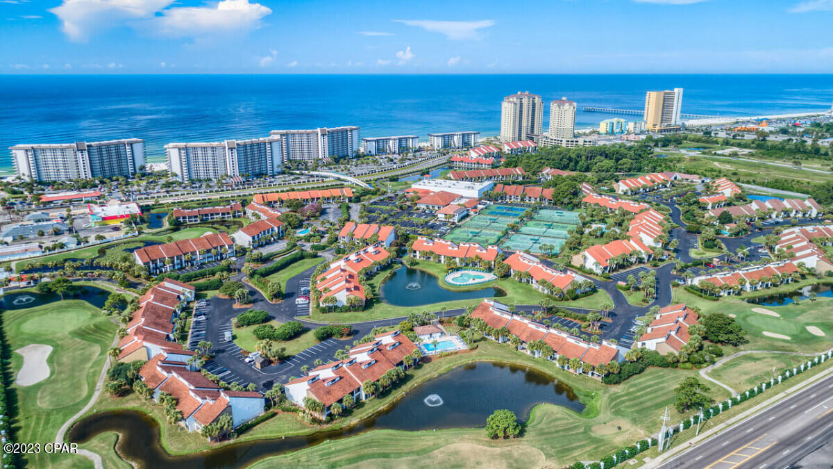 Edgewater Golf Villas I - Residential