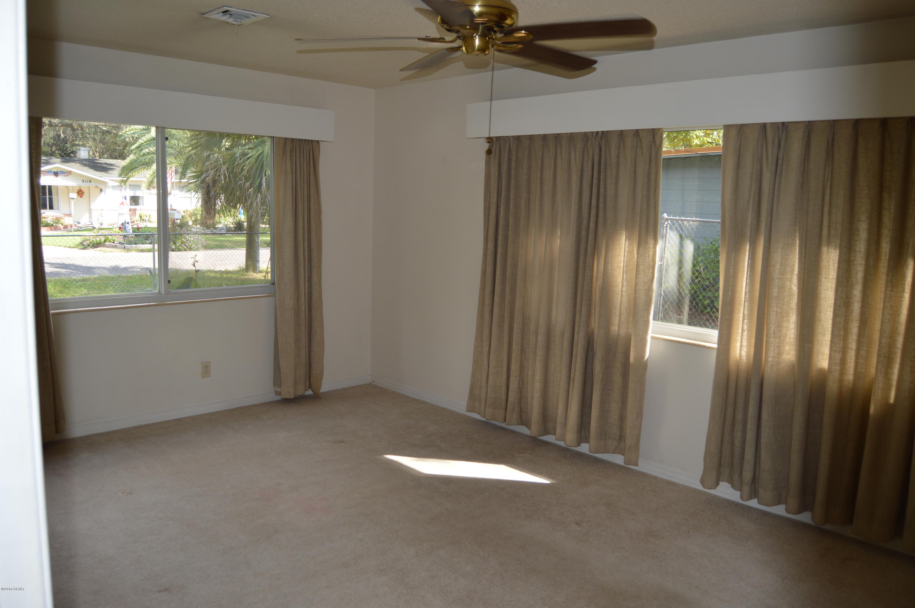 Lake Drive Heights 1st - Residential