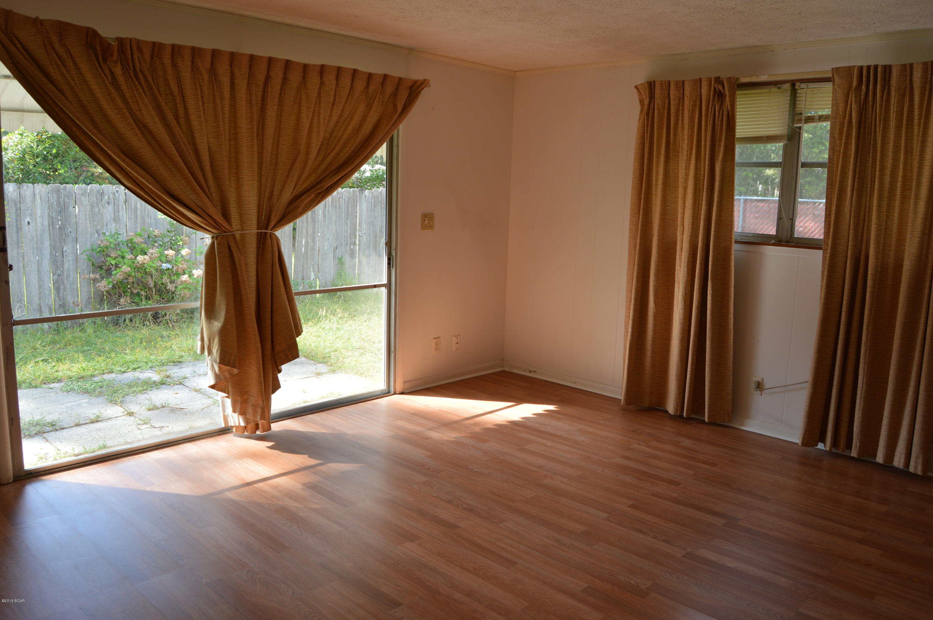 Lake Drive Heights 1st - Residential