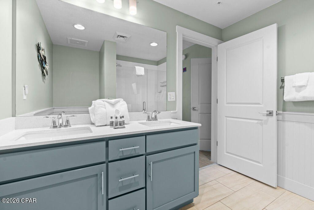 Calypso Towers III - Residential