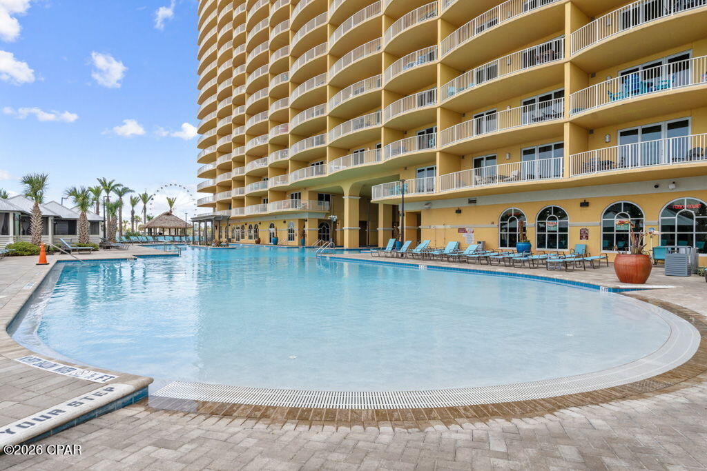 Calypso Towers III - Residential