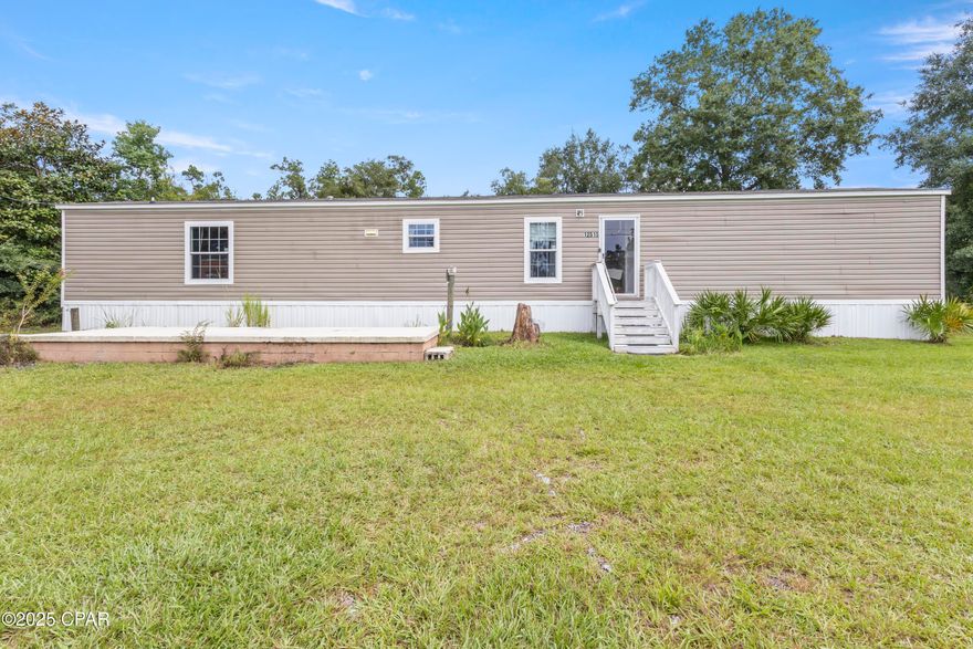 Conveniently located just off Hwy 231, this 2022 mobile home sits on a spacious 1-acre lot with no HOA restrictions, offering freedom and privacy. The home features 3 bedrooms and 2 full bathrooms, filled with natural light and modern finishes. Enjoy peaceful living with easy access to nearby amenities, plus ample outdoor space.