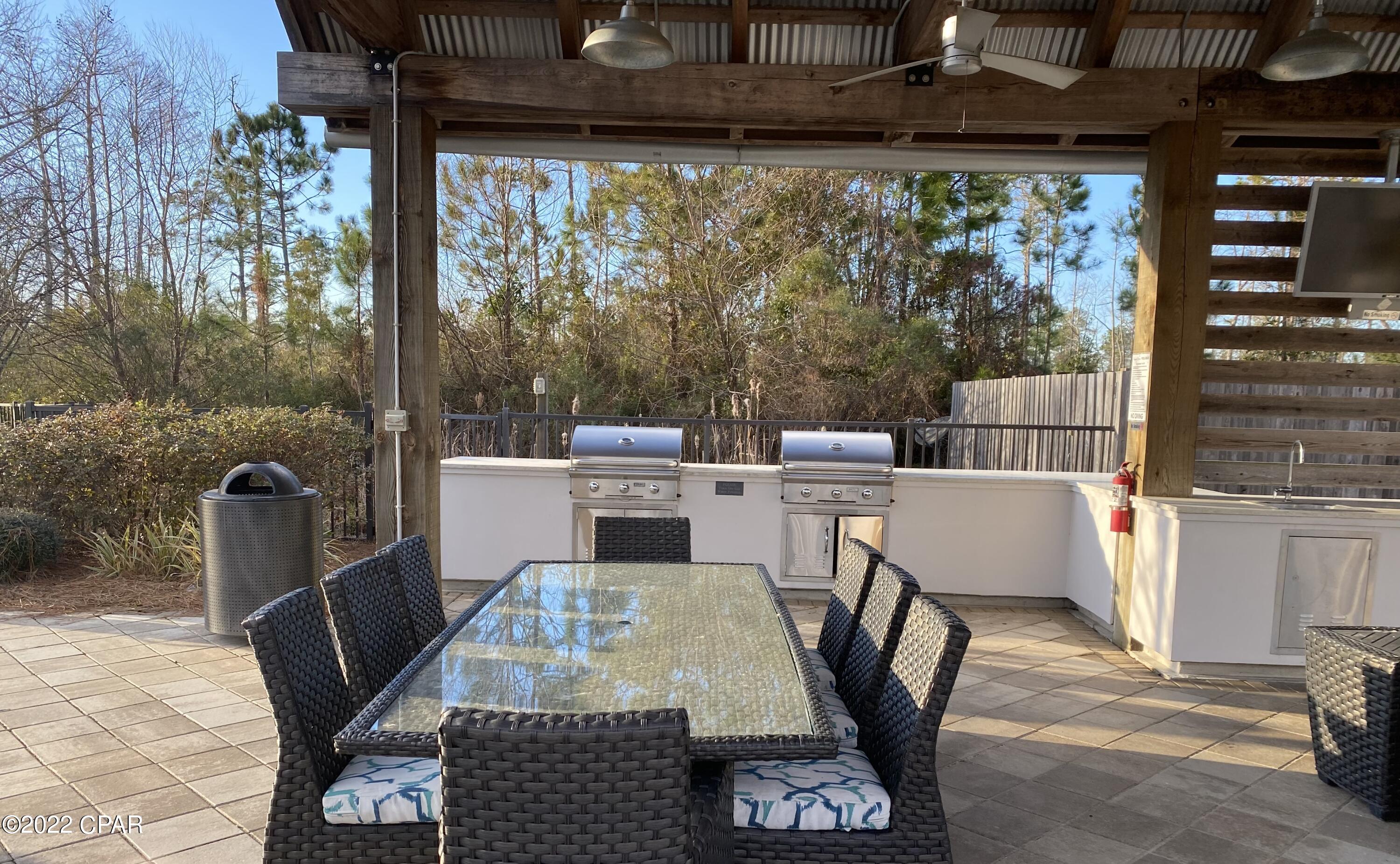 Fanning Bayou - Residential