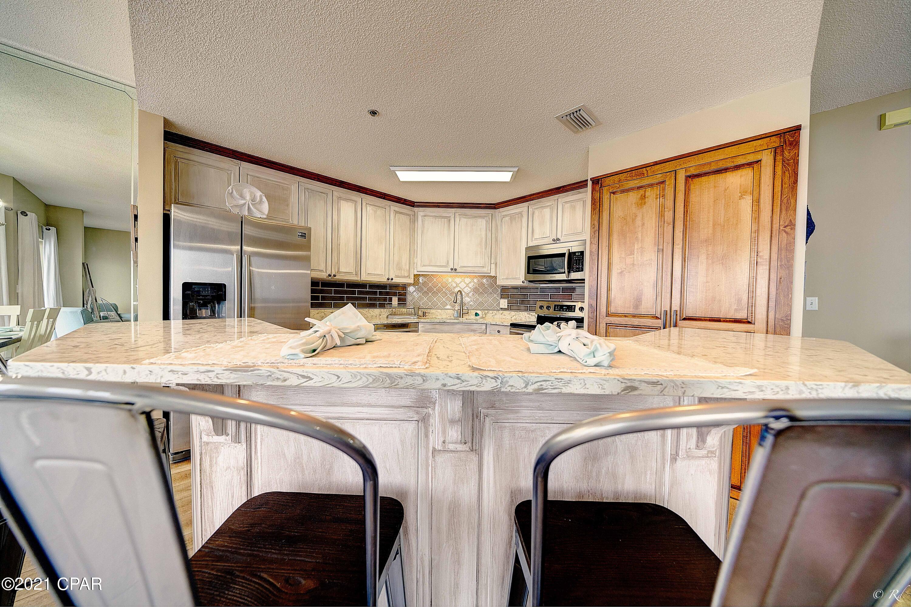 Marina Bay Condo - Residential