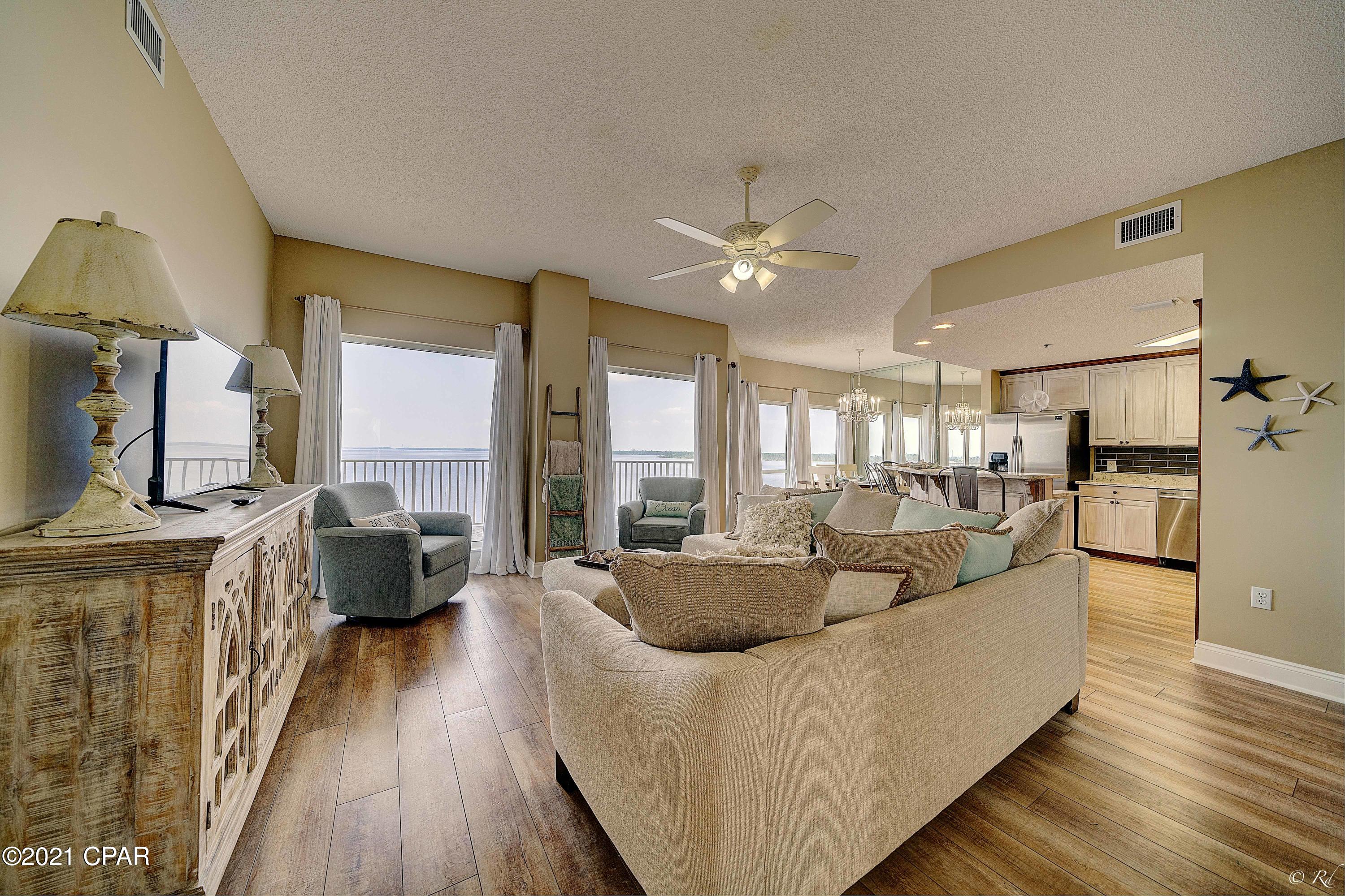 Marina Bay Condo - Residential