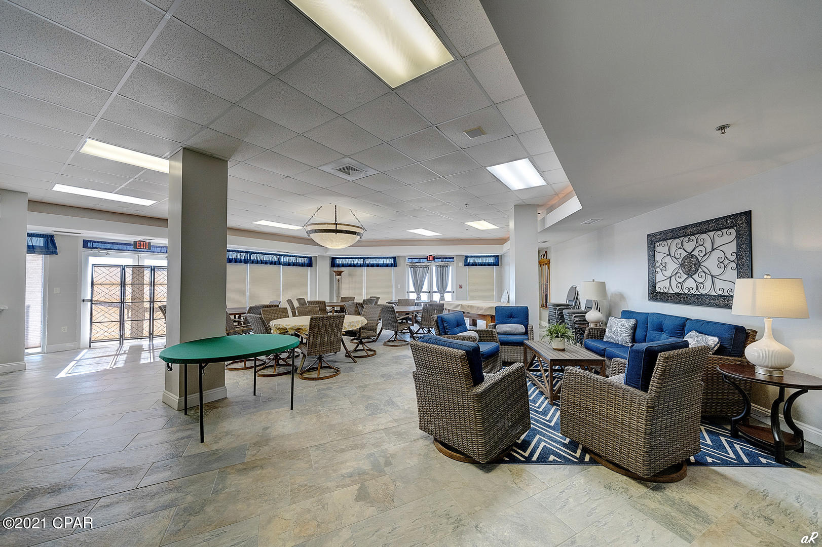 Marina Bay Condo - Residential