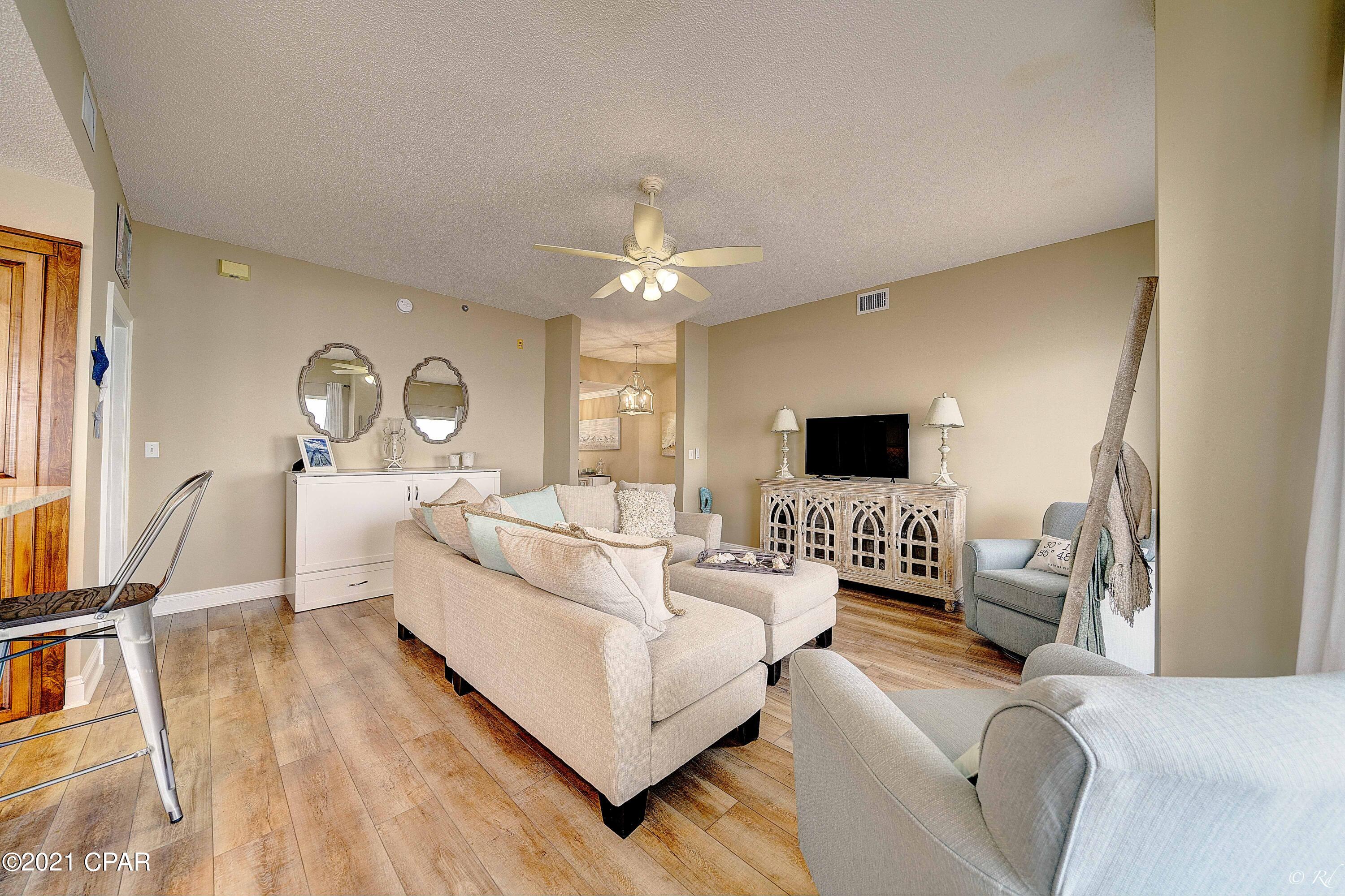 Marina Bay Condo - Residential