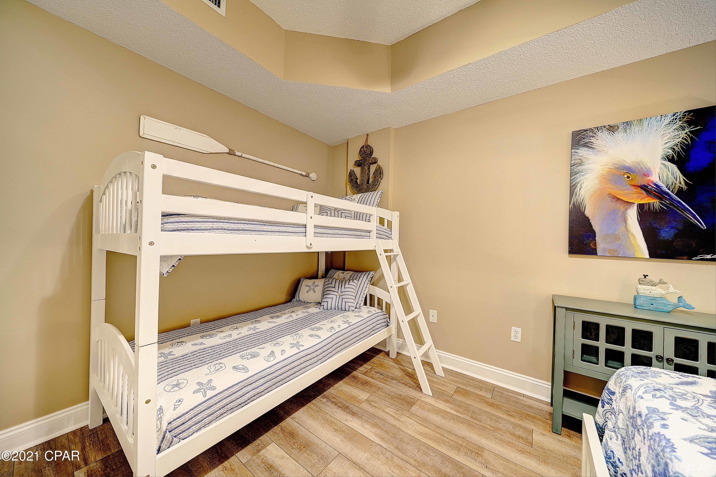 Marina Bay Condo - Residential