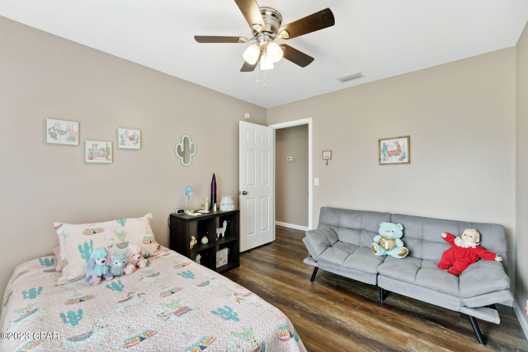 Derby Woods 1st Add - Residential