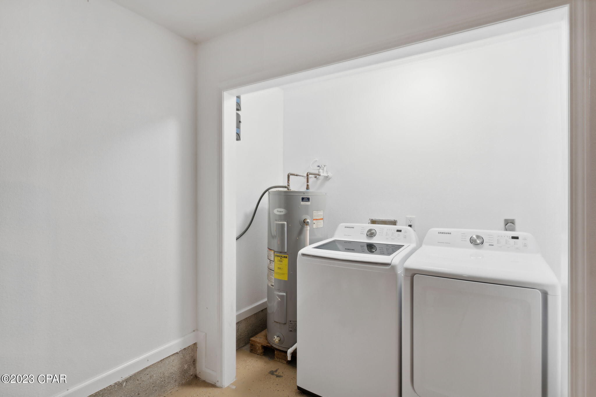 Derby Woods 1st Add - Residential