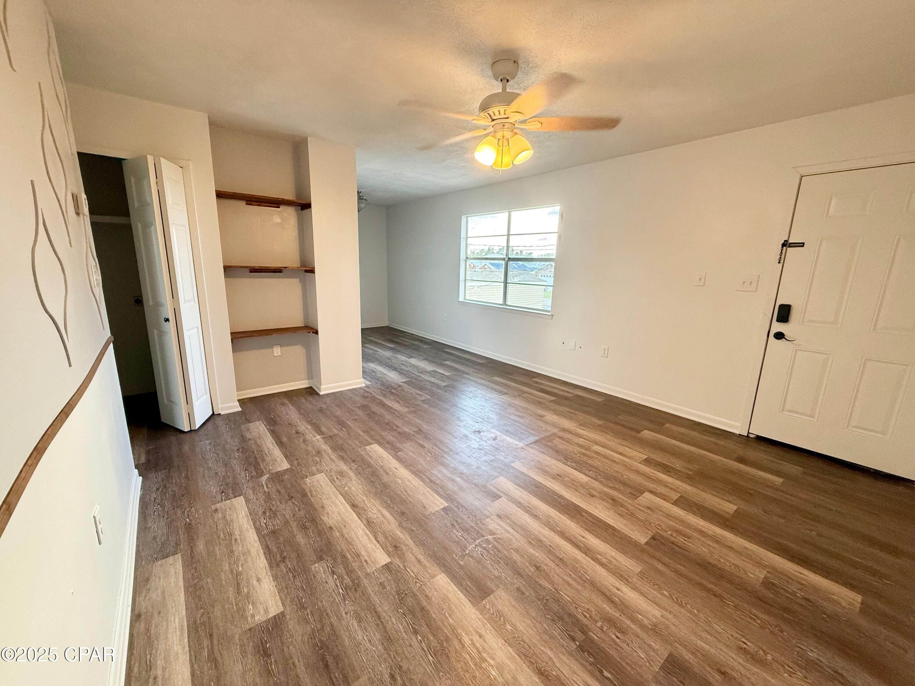 W H Parker - Residential Lease