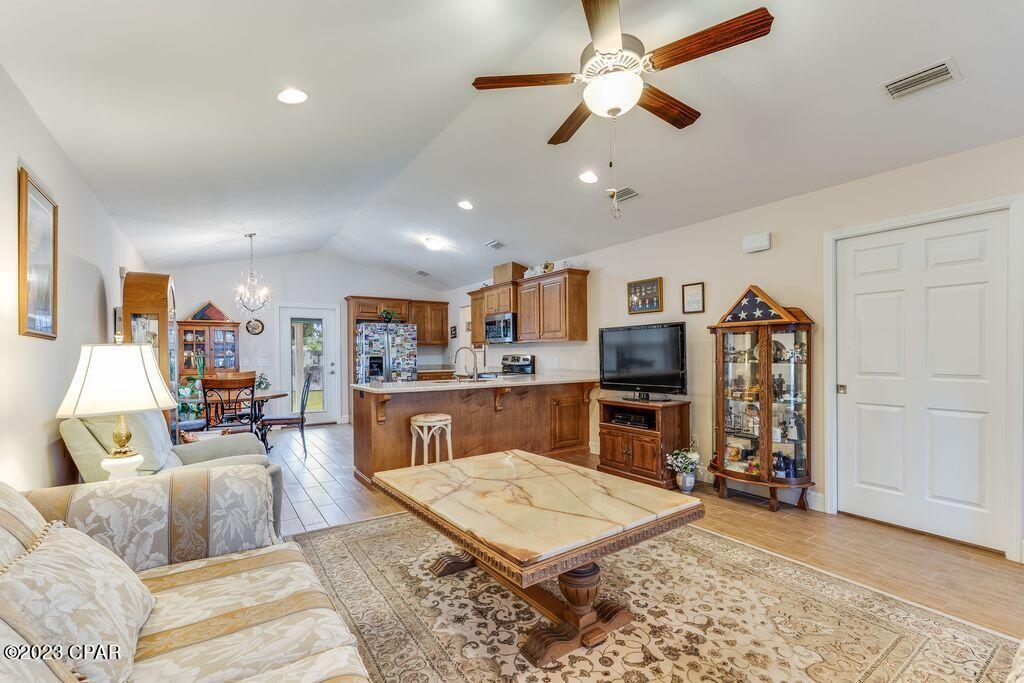 Ashlee Manor - Residential