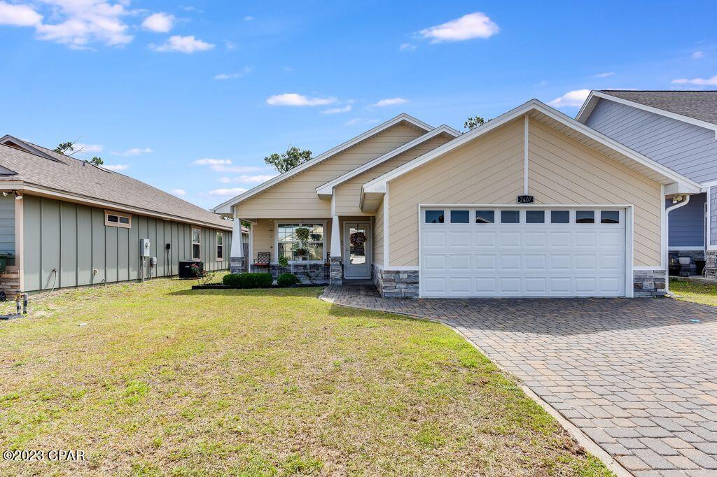 Ashlee Manor - Residential