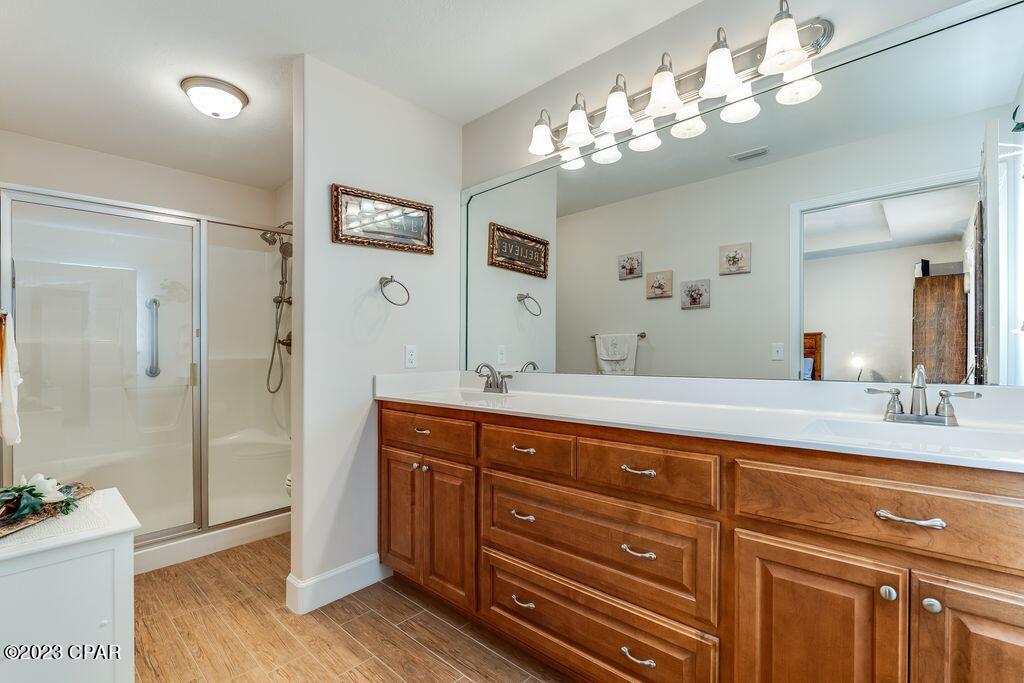 Ashlee Manor - Residential